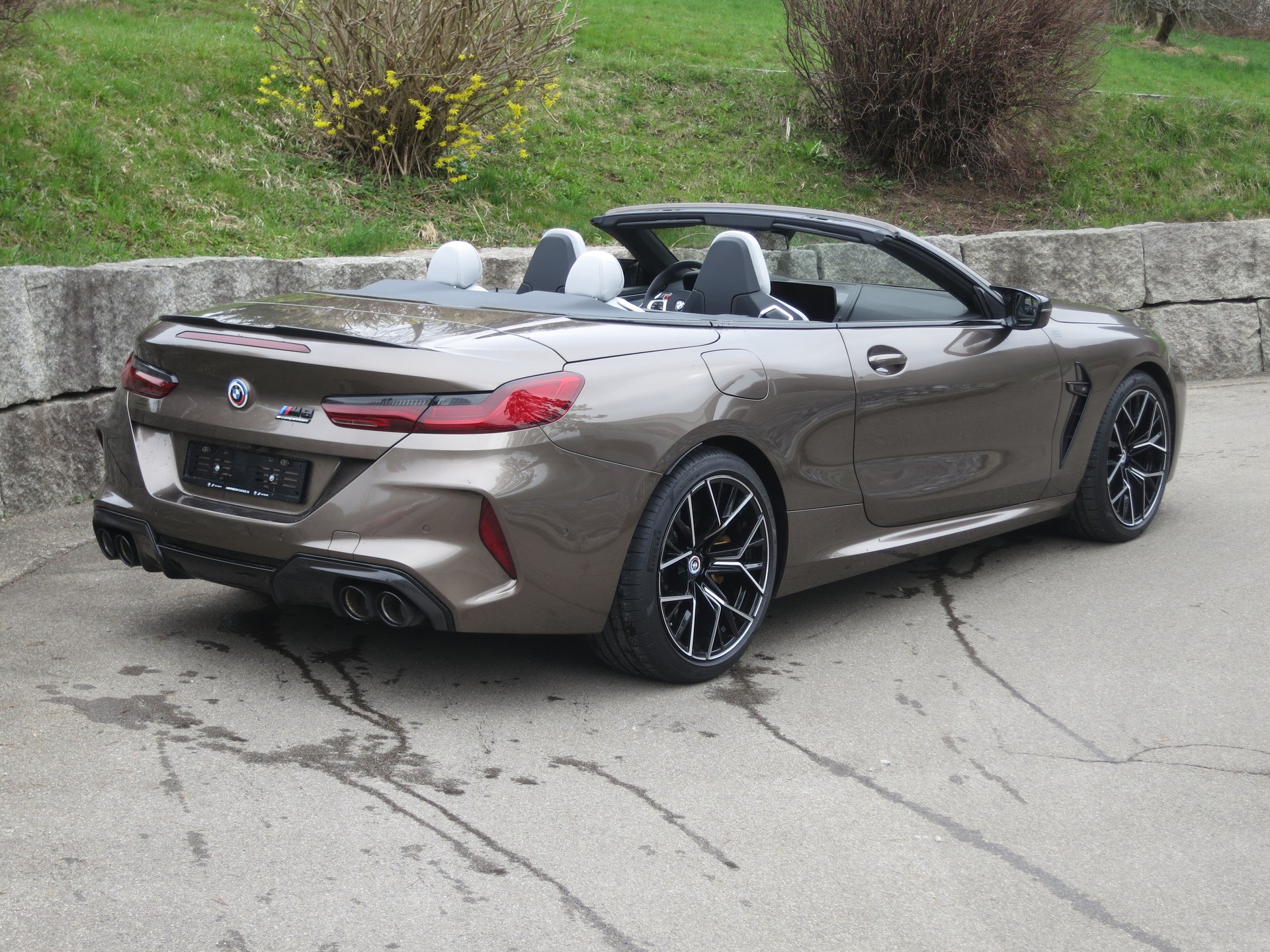 BMW M8 xDrive M Competition-image-7