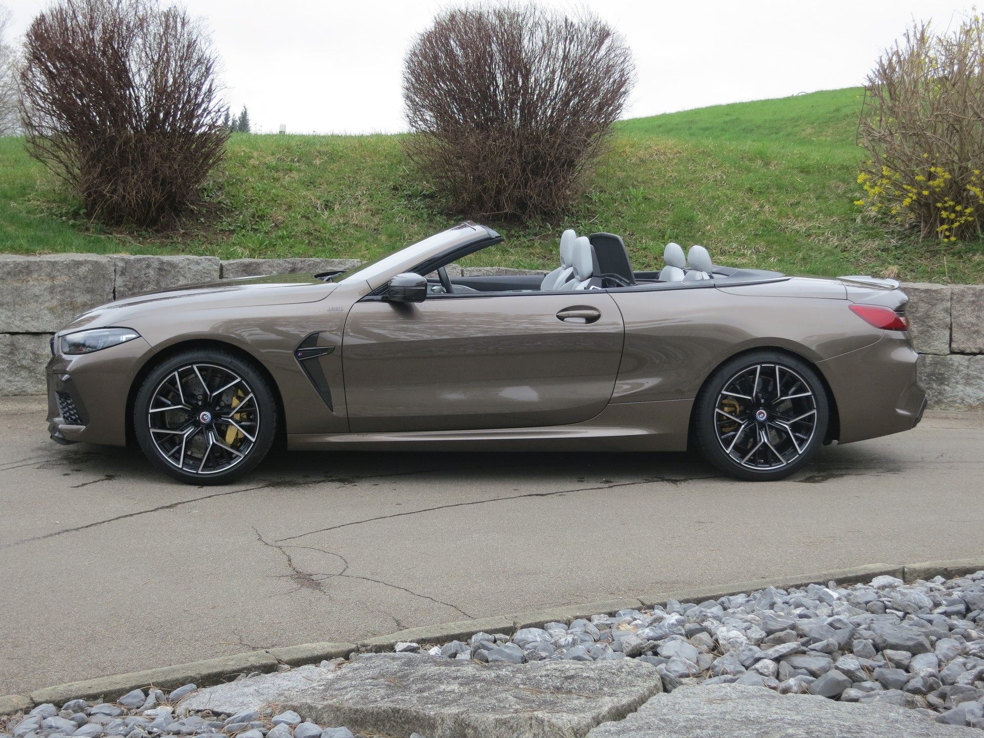 BMW M8 xDrive M Competition-showroom-element-2