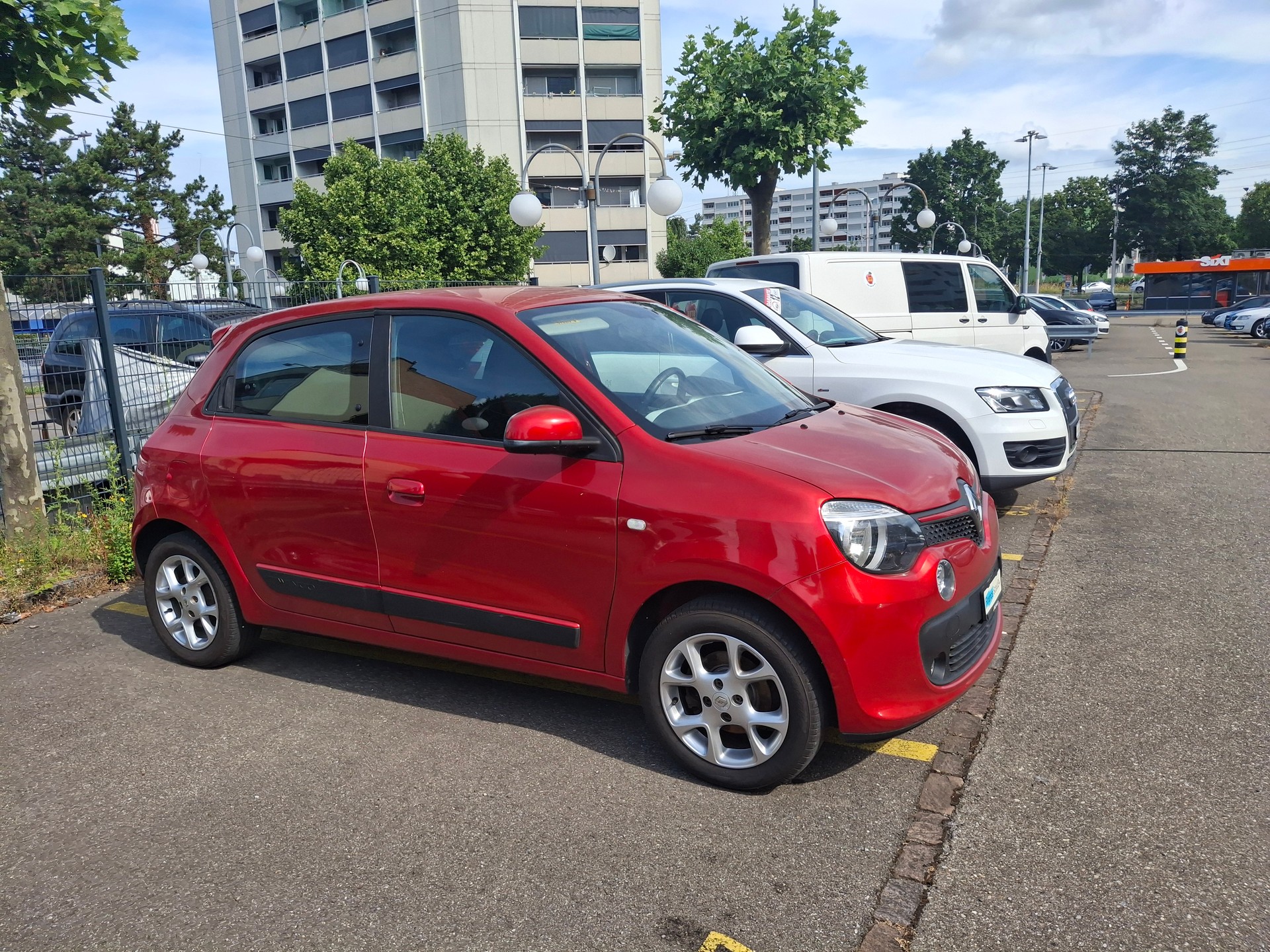 RENAULT Twingo 1.0 Intens-image-4