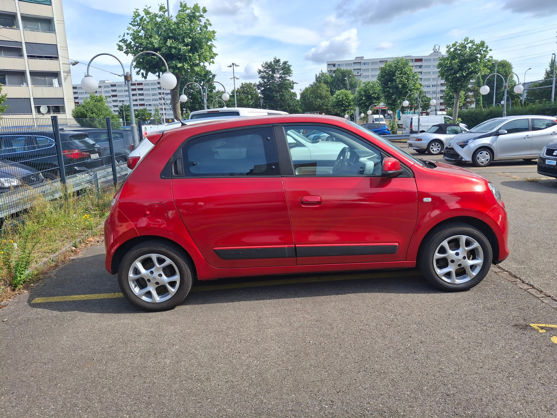 RENAULT Twingo 1.0 Intens-image-8