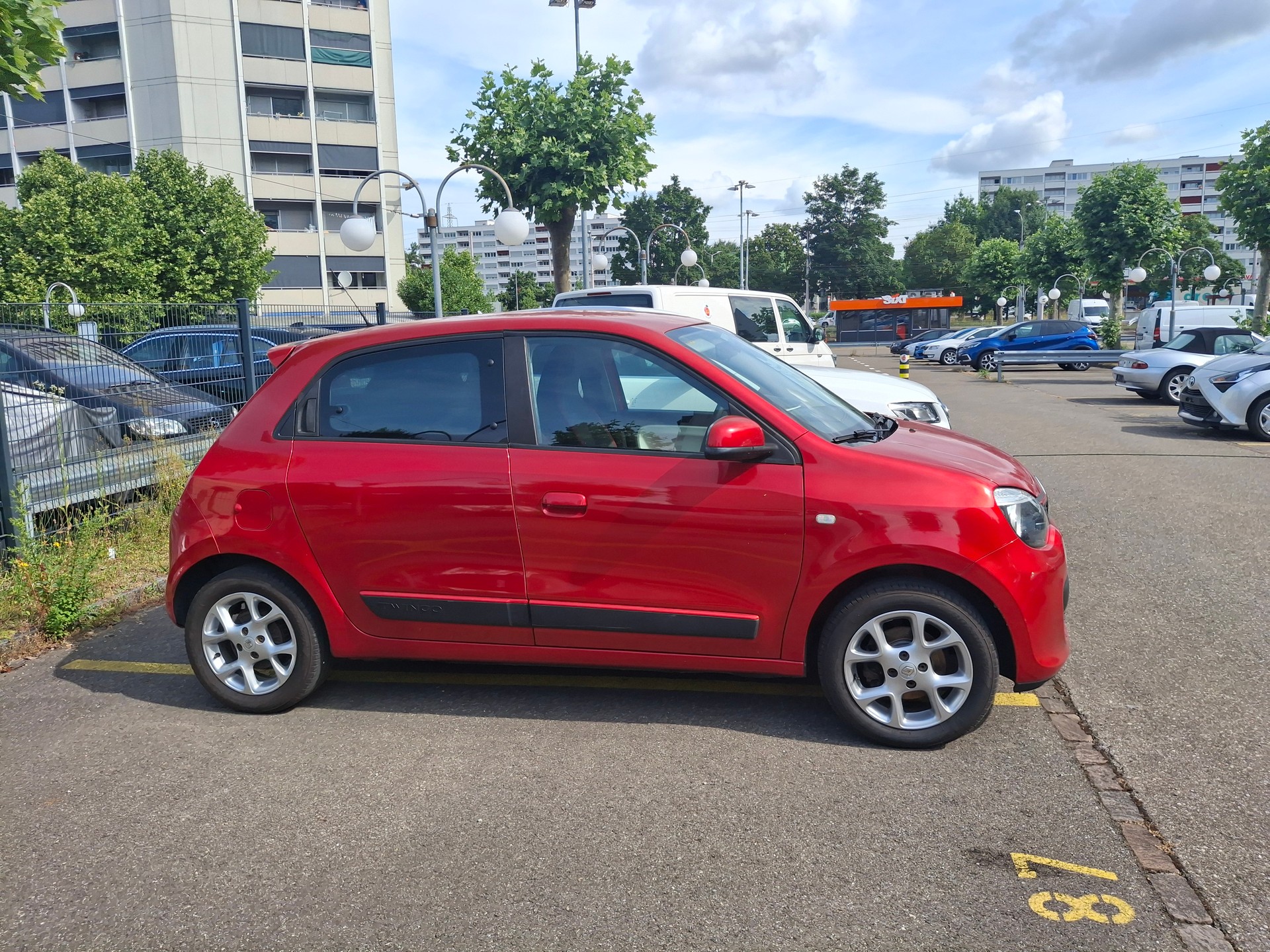 RENAULT Twingo 1.0 Intens-image-6