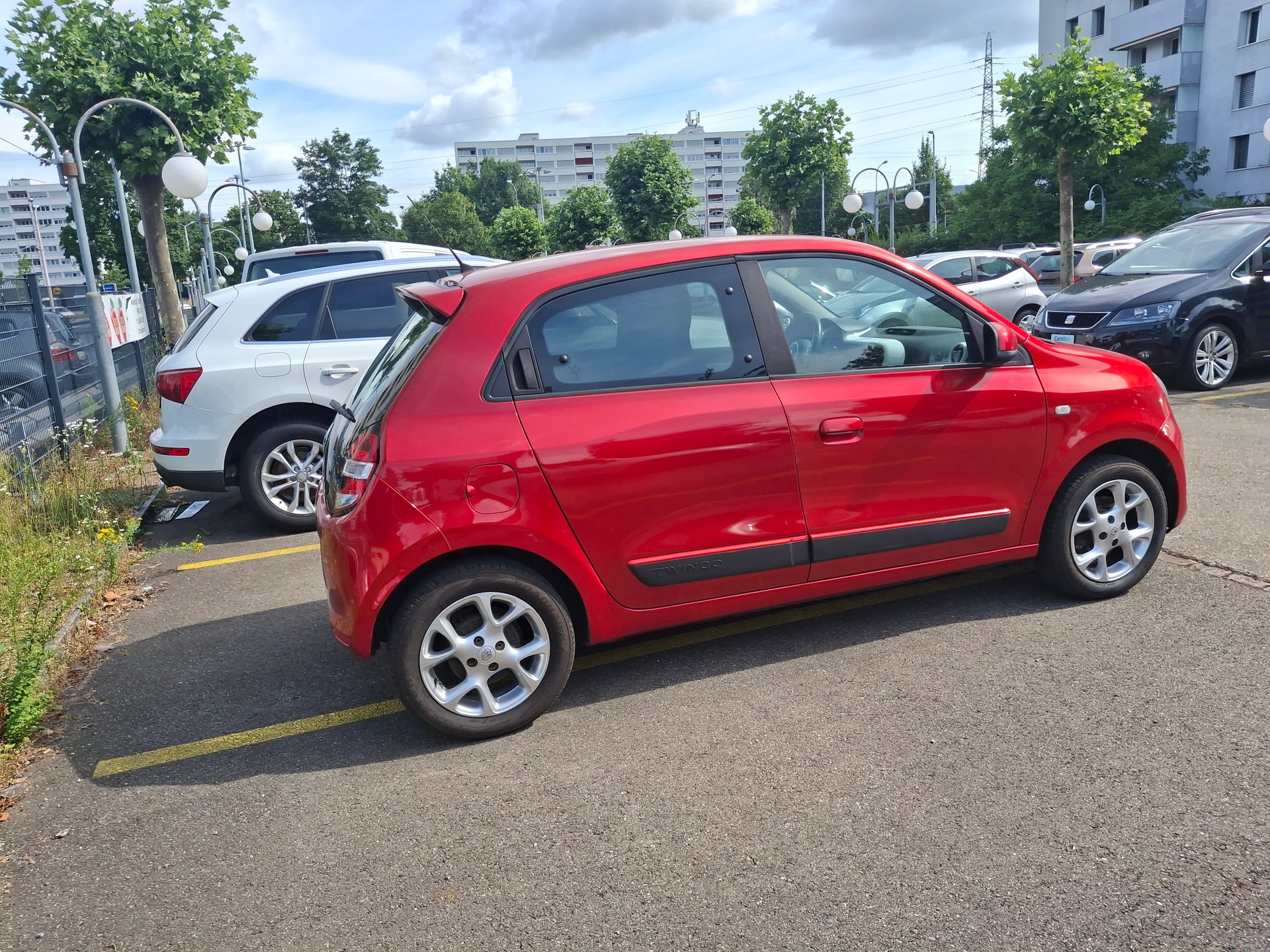 RENAULT Twingo 1.0 Intens-image-10