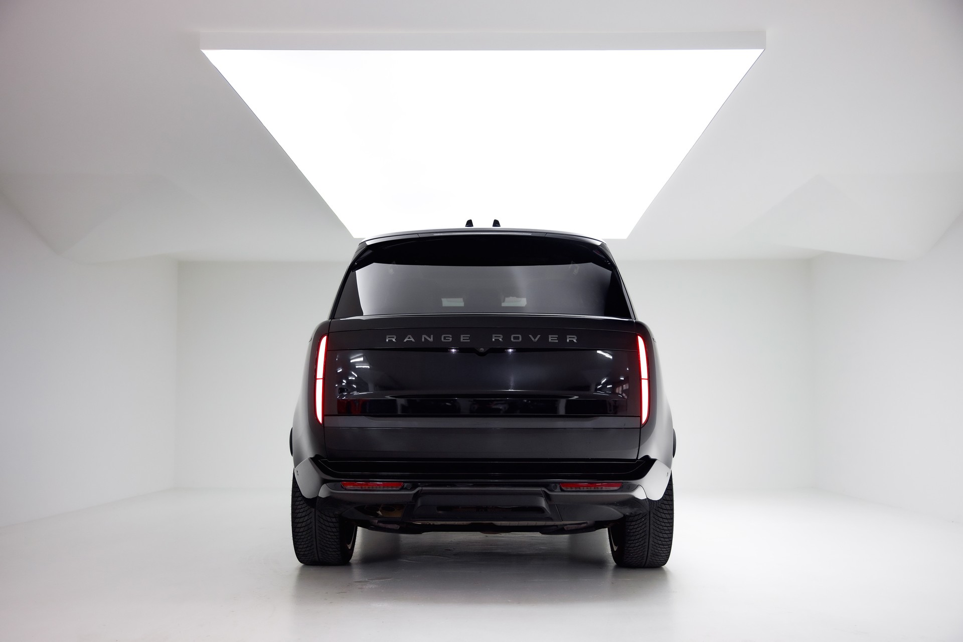 LAND ROVER Range Rover D350 3.0D I6 MHEV First Edition Automatic-image-8