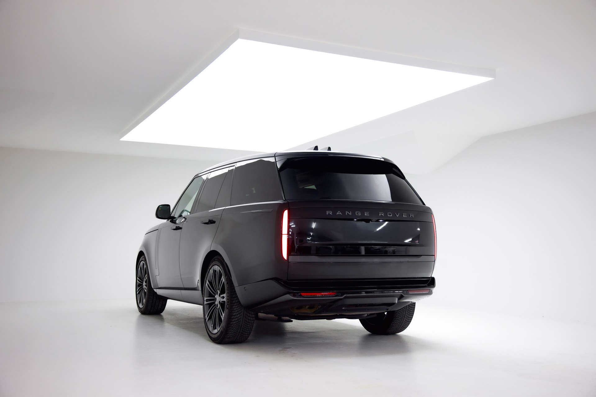 LAND ROVER Range Rover D350 3.0D I6 MHEV First Edition Automatic-image-9