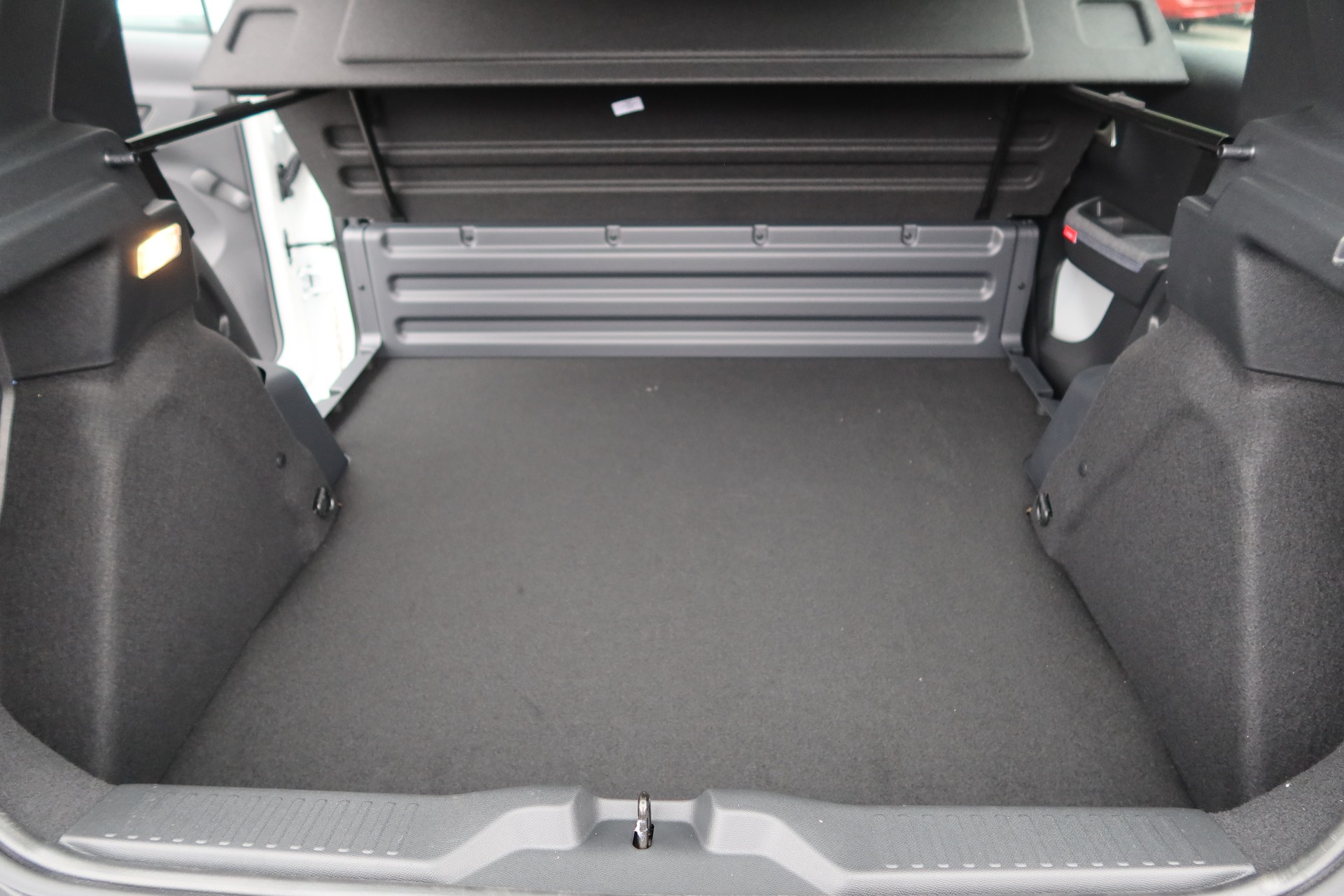 CITROEN e-C3 44kWh Van-image-11