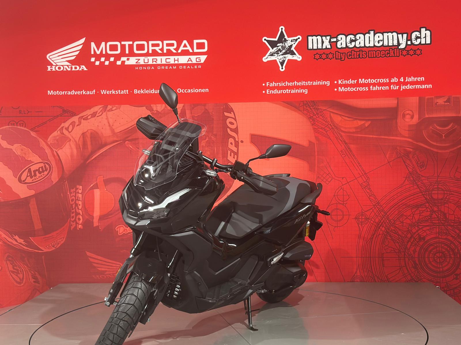 HONDA ADV 350 **Schwarz Metallic**Neufahrzeug*-image-5