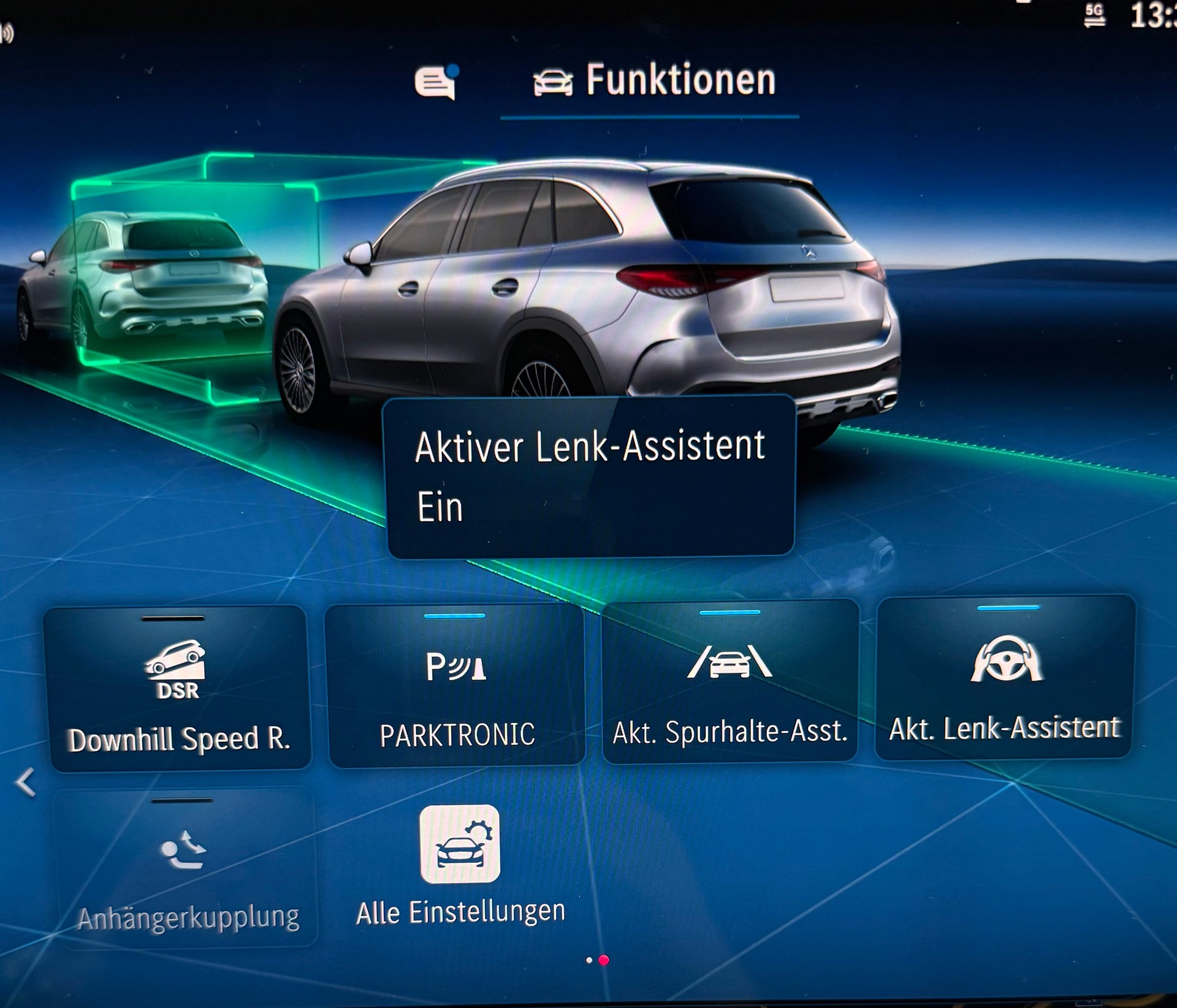 MERCEDES-BENZ GLC 300 e 4MATIC EQ Star-image-18