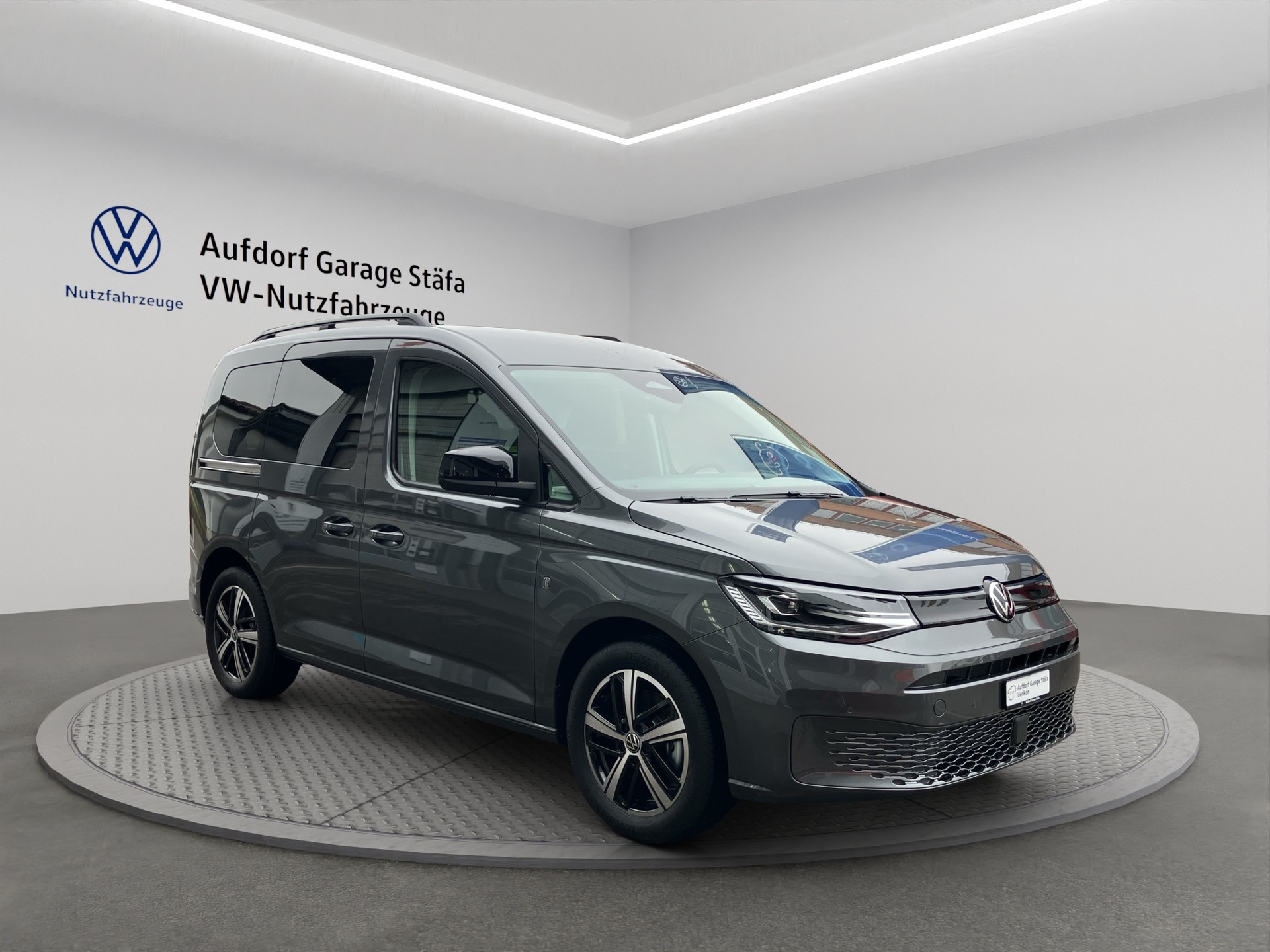 VW Caddy 1.5 TSI DSG-image-6