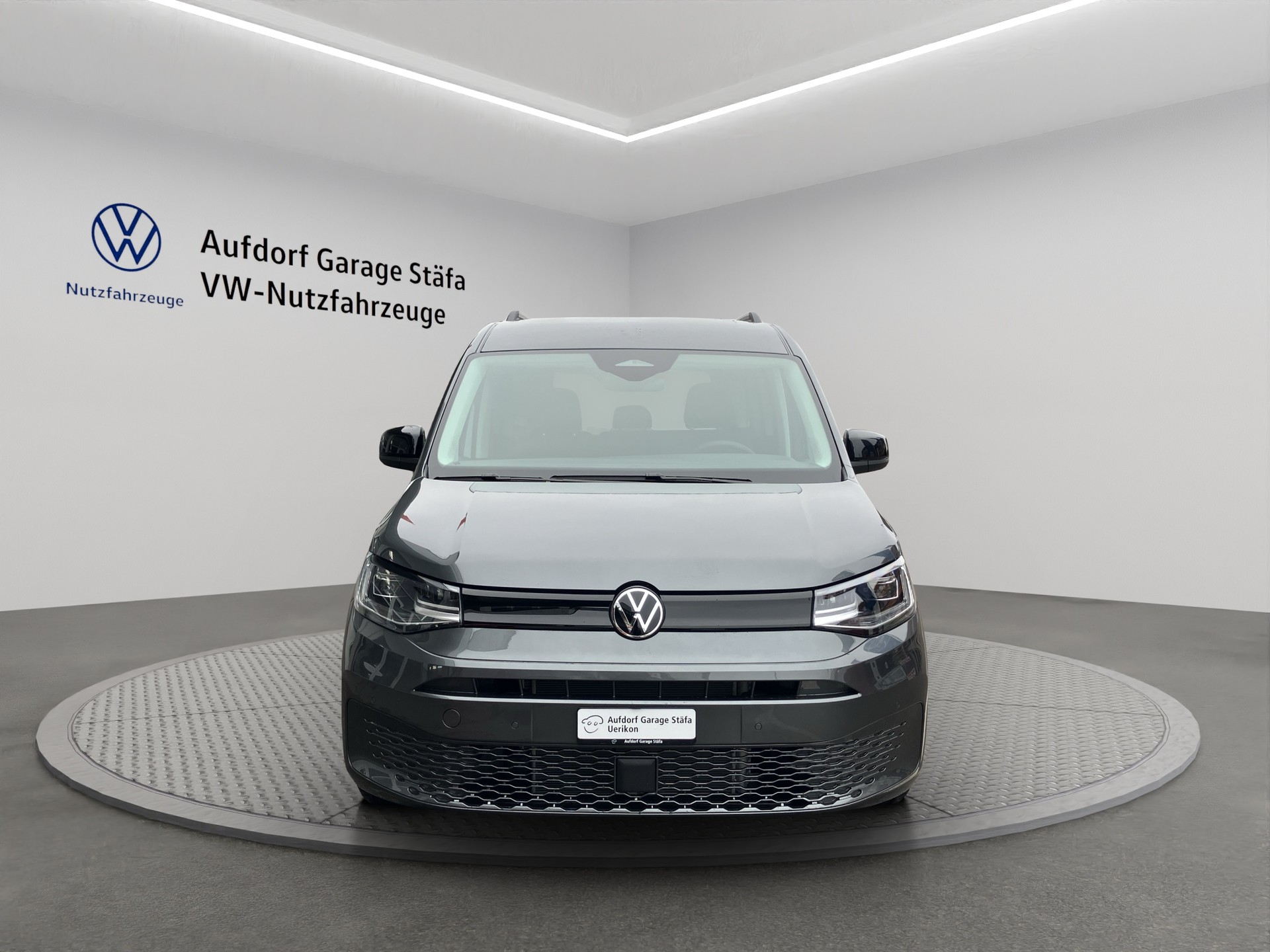 VW Caddy 1.5 TSI DSG-image-7