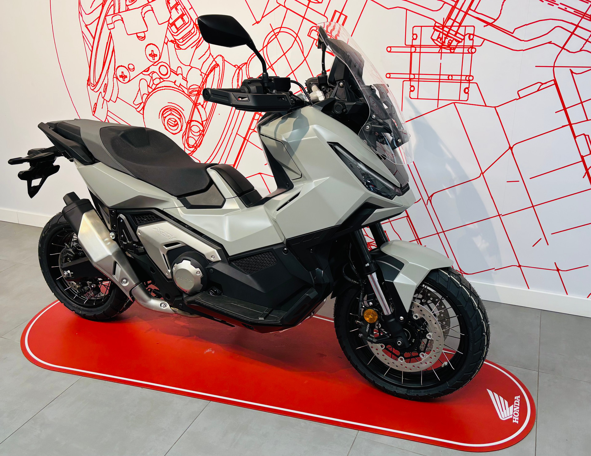 HONDA X-ADV 750-image-1