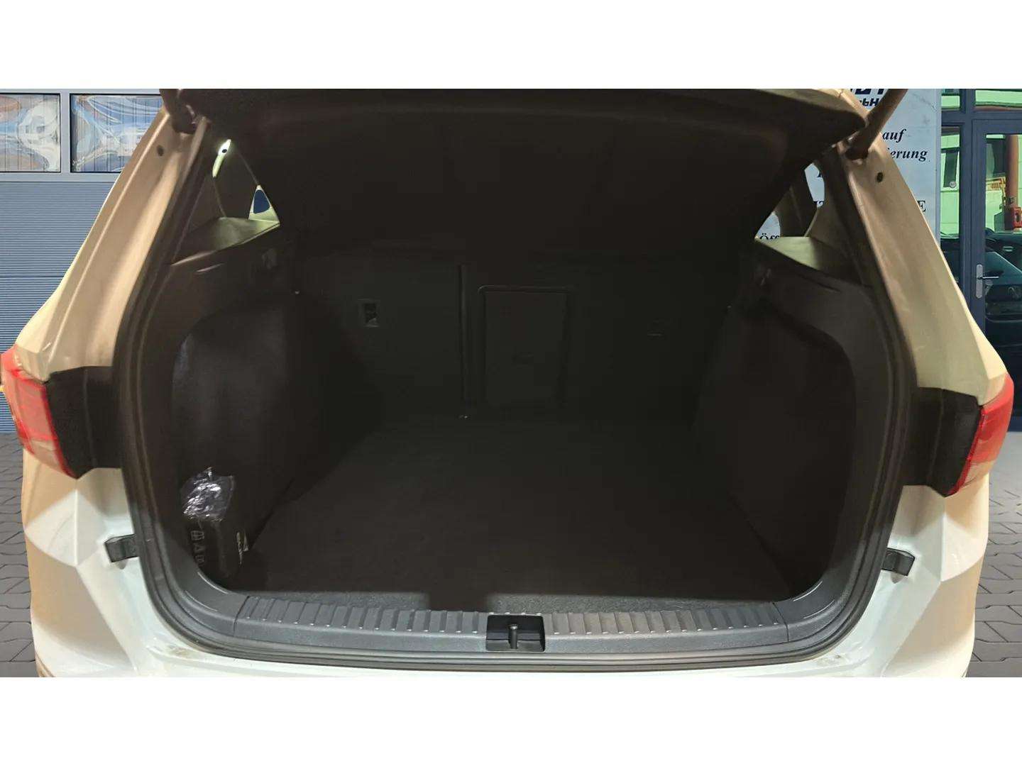 CUPRA Ateca 2.0TSI 4Drive DSG mit AHK + Panoramadach + Beats Soundsystem-image-15