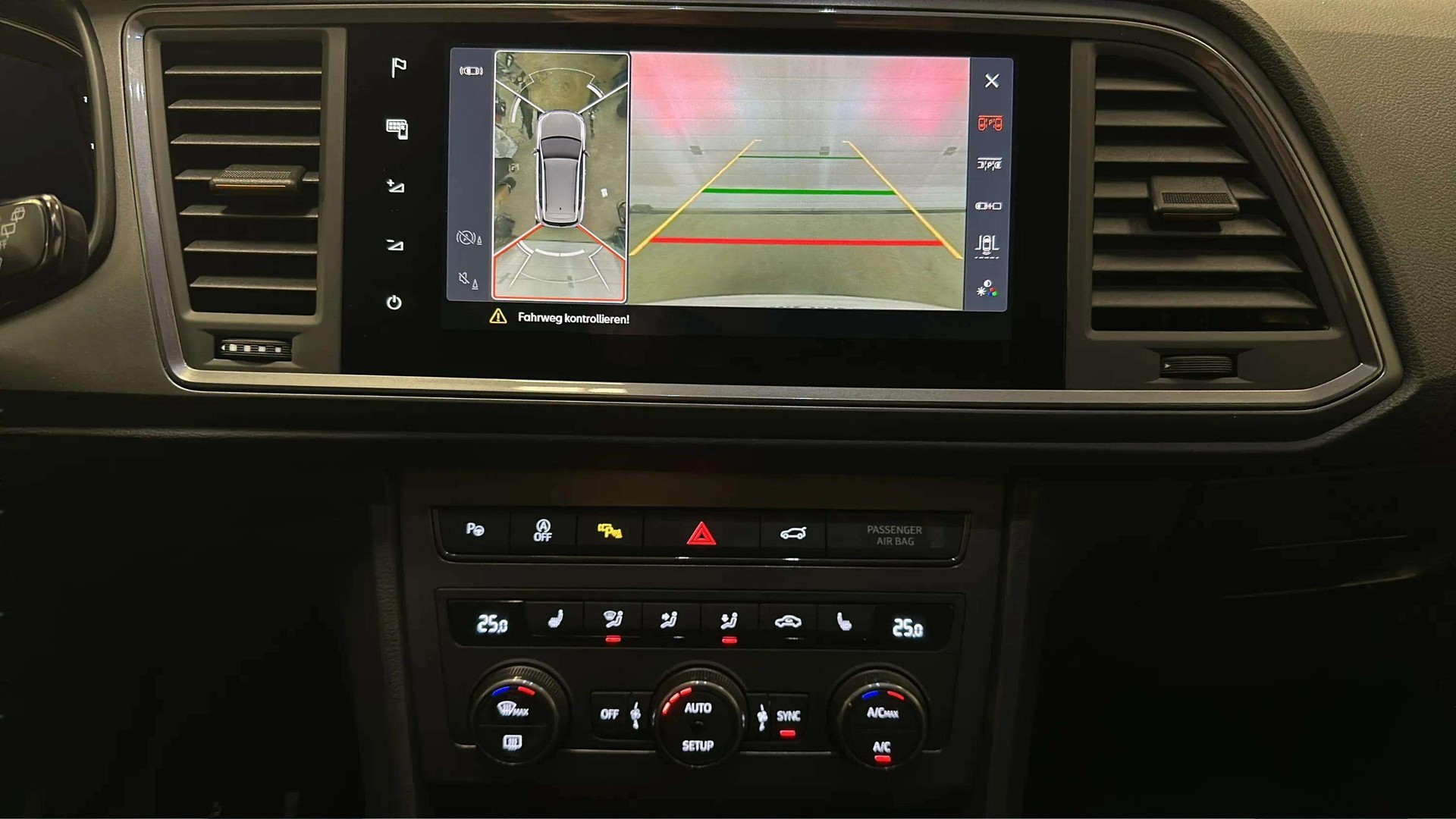 CUPRA Ateca 2.0TSI 4Drive DSG mit AHK + Panoramadach + Beats Soundsystem-image-16