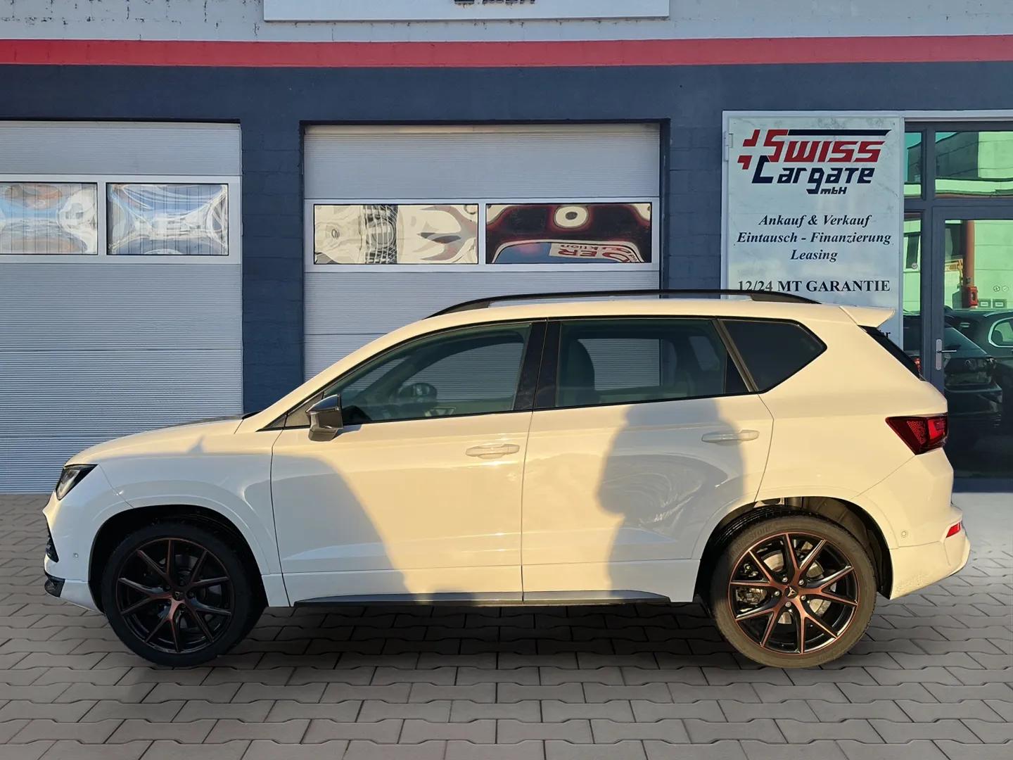 CUPRA Ateca 2.0TSI 4Drive DSG mit AHK + Panoramadach + Beats Soundsystem-image-4