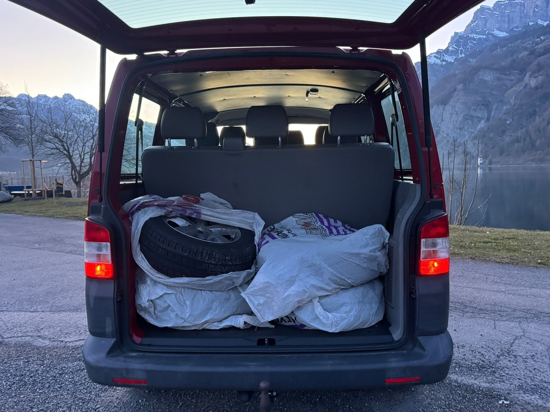 VW T5 2.0 TDI-image-8