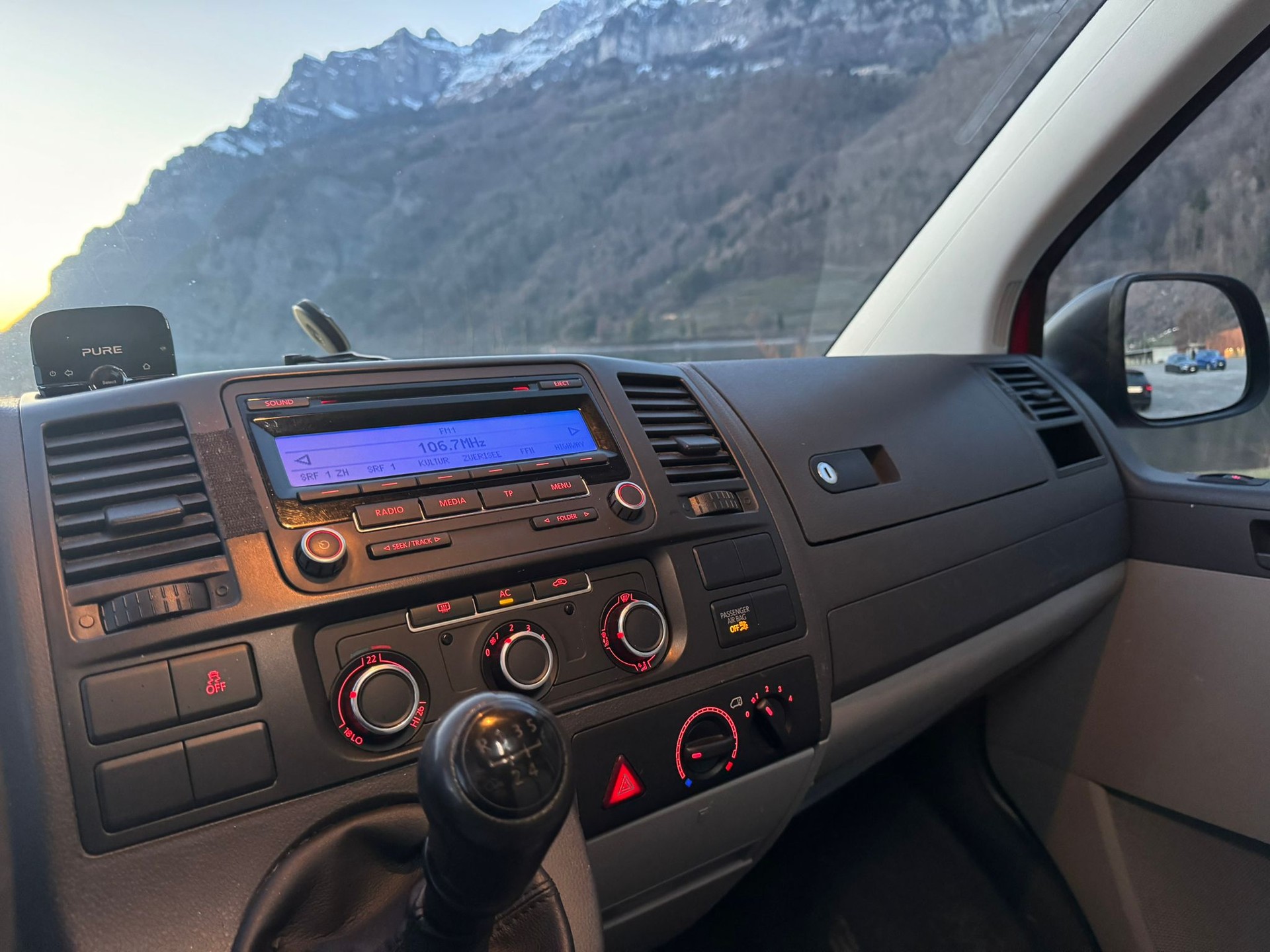 VW T5 2.0 TDI-image-15