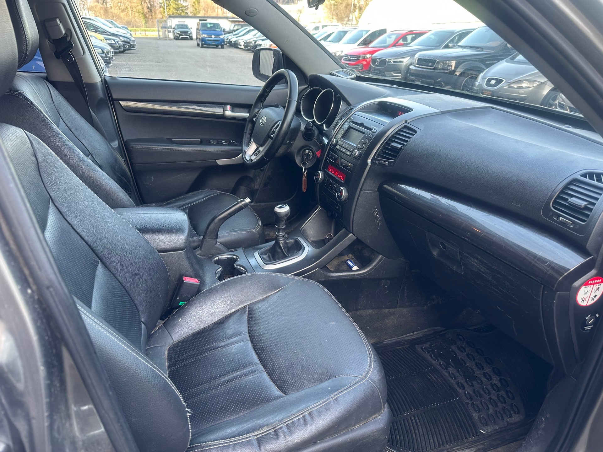 KIA Sorento 2.2 CRDI Trend-image-14