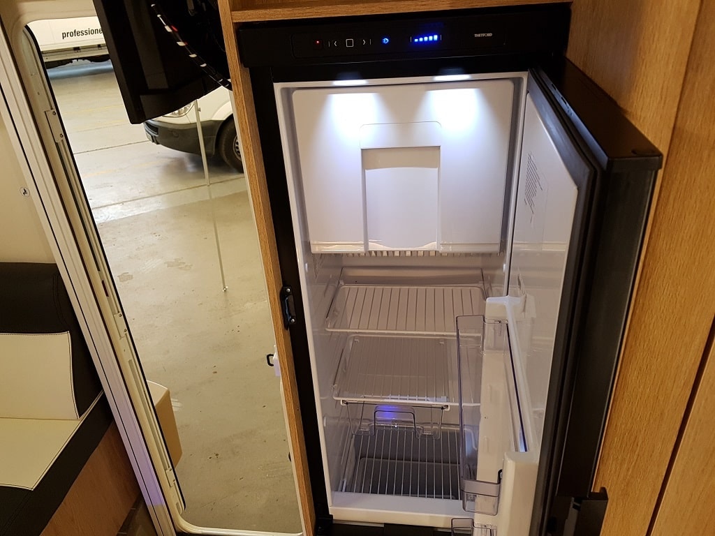 ROLLER TEAM Kronos 284 TL28 Automat und mit Dachklima-image-14