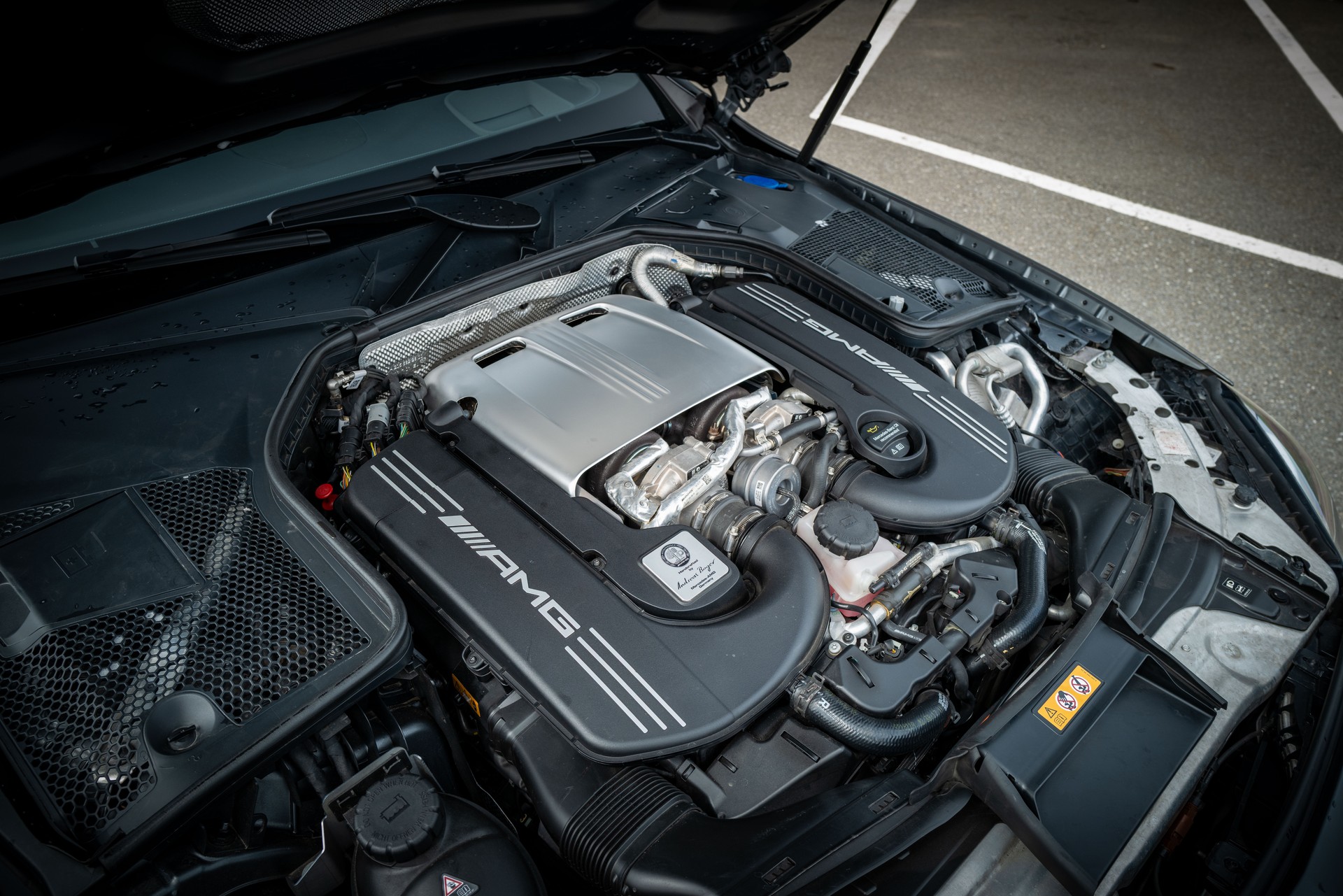 MERCEDES-BENZ C 63 S-image-6