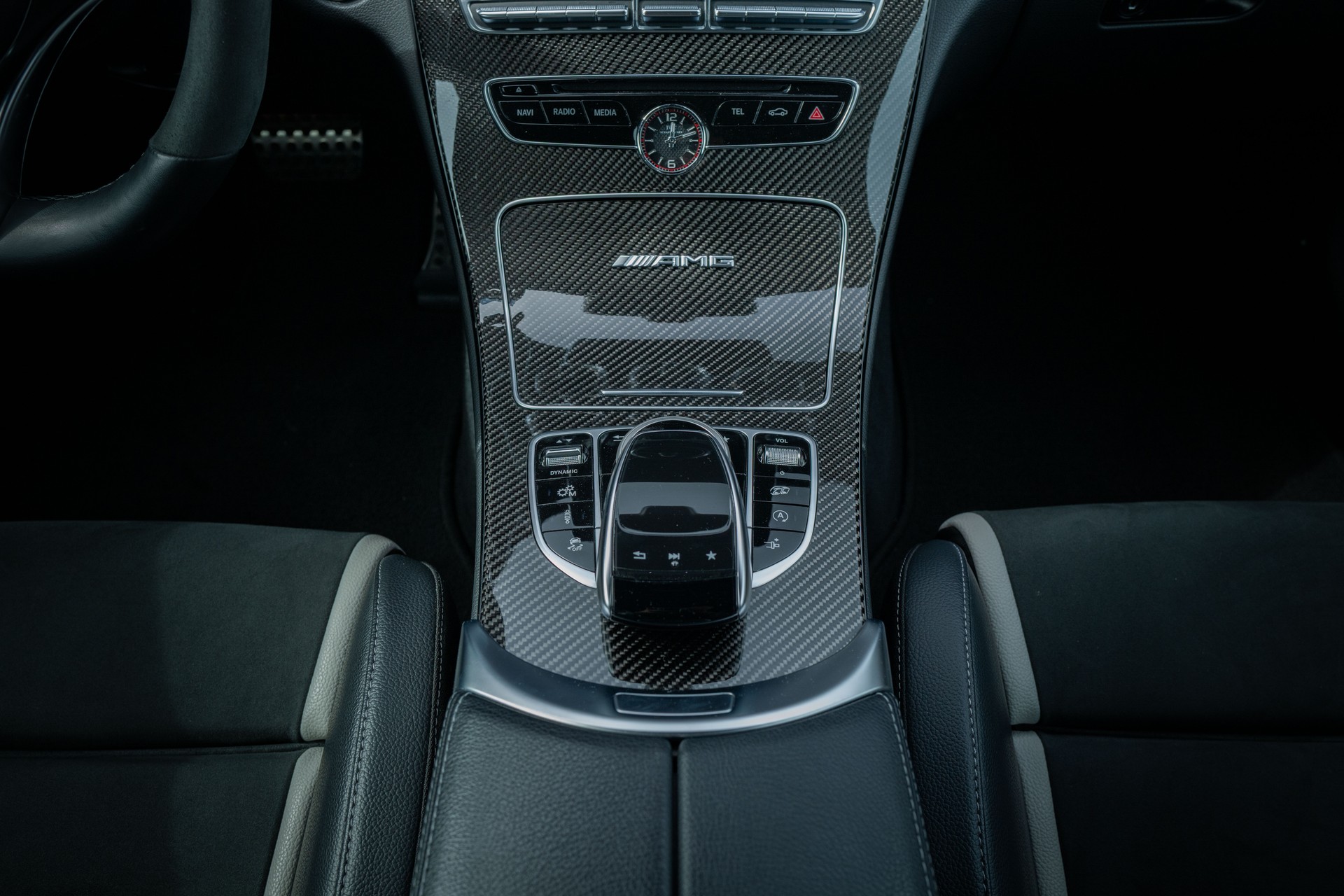 MERCEDES-BENZ C 63 S-image-13