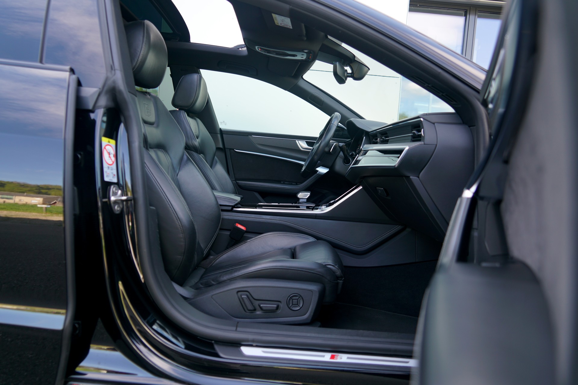 AUDI S7 Sportback TDI quattro S-tronic (CH)-image-13
