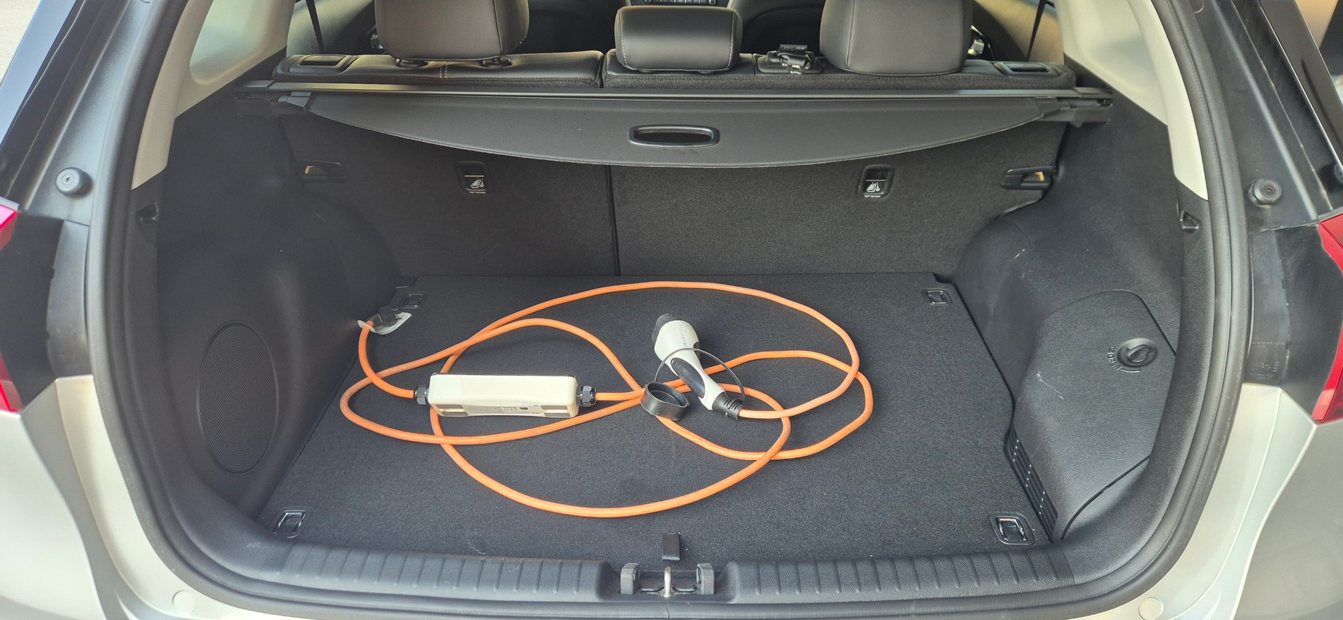 KIA Niro 1.6GDi Plug-in Hybrid Style DCT-image-12