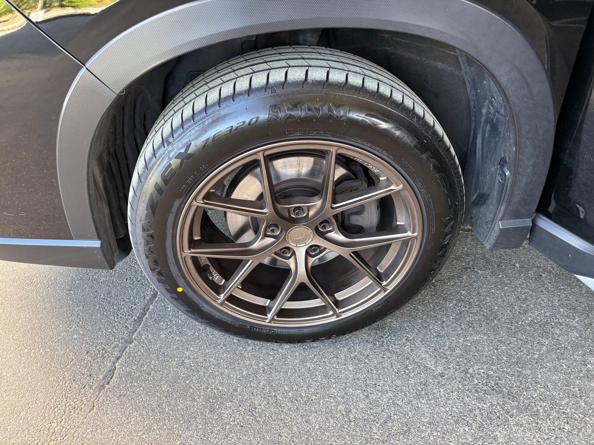 SUBARU Forester 2.0i e-Boxer Luxury Lineartronic-image-12
