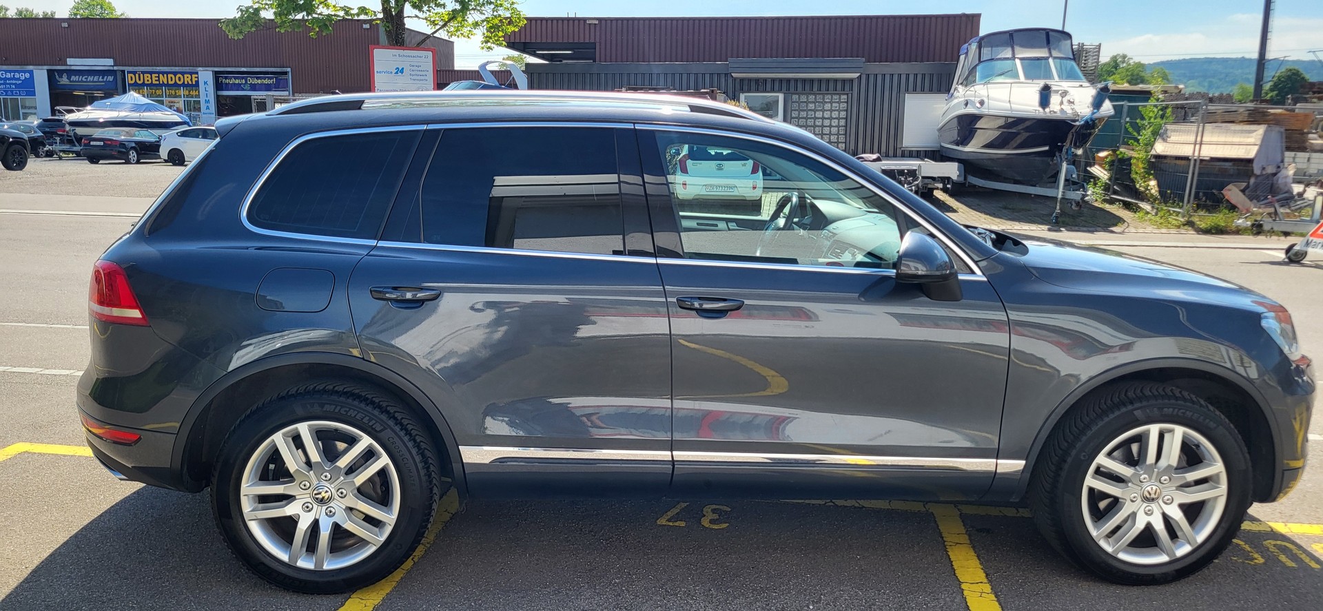 VW Touareg 3.0 TDI BMT Value Tiptronic-image-9