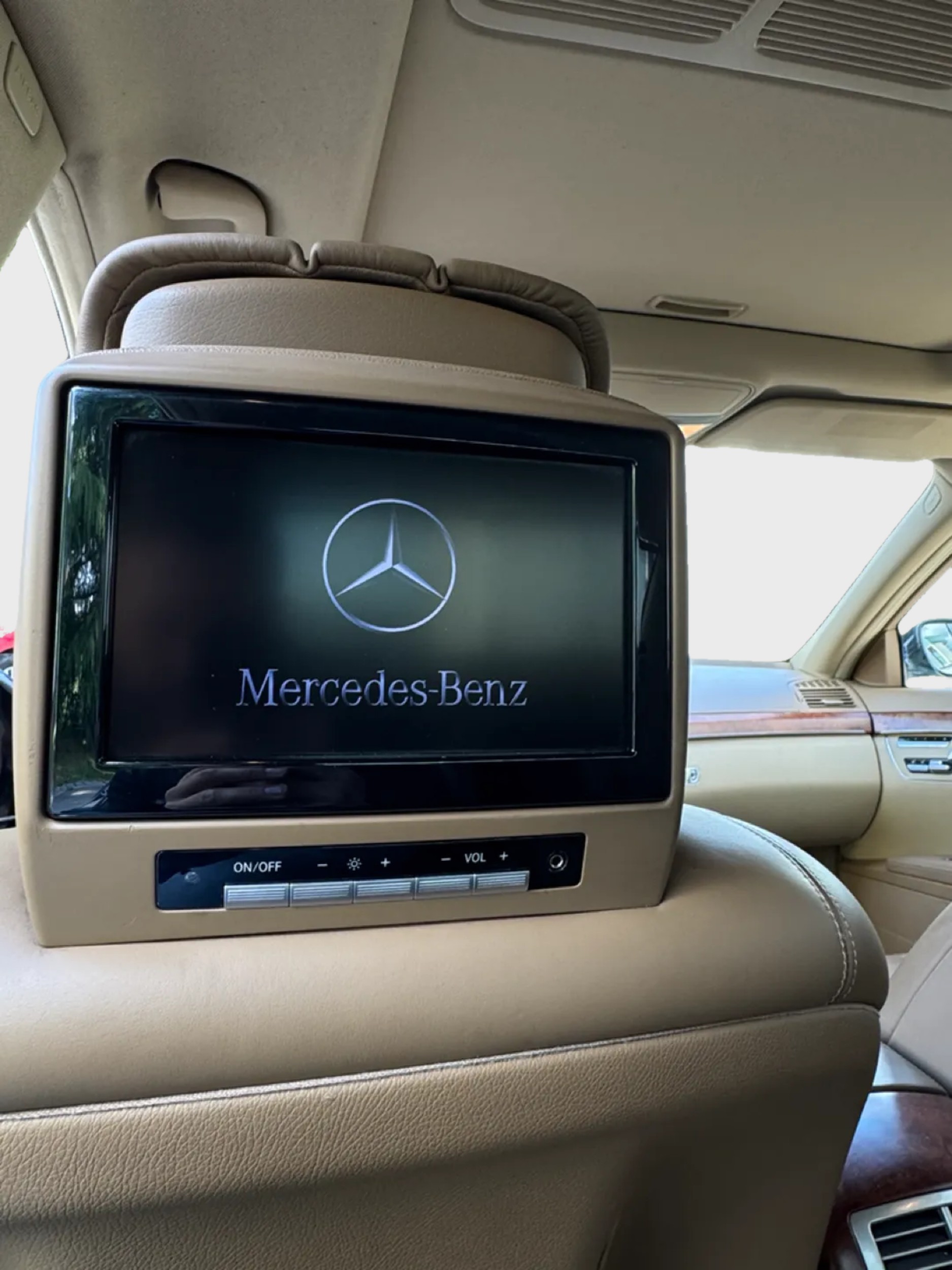 MERCEDES-BENZ S 500 L 4Matic 7G-Tronic-image-13