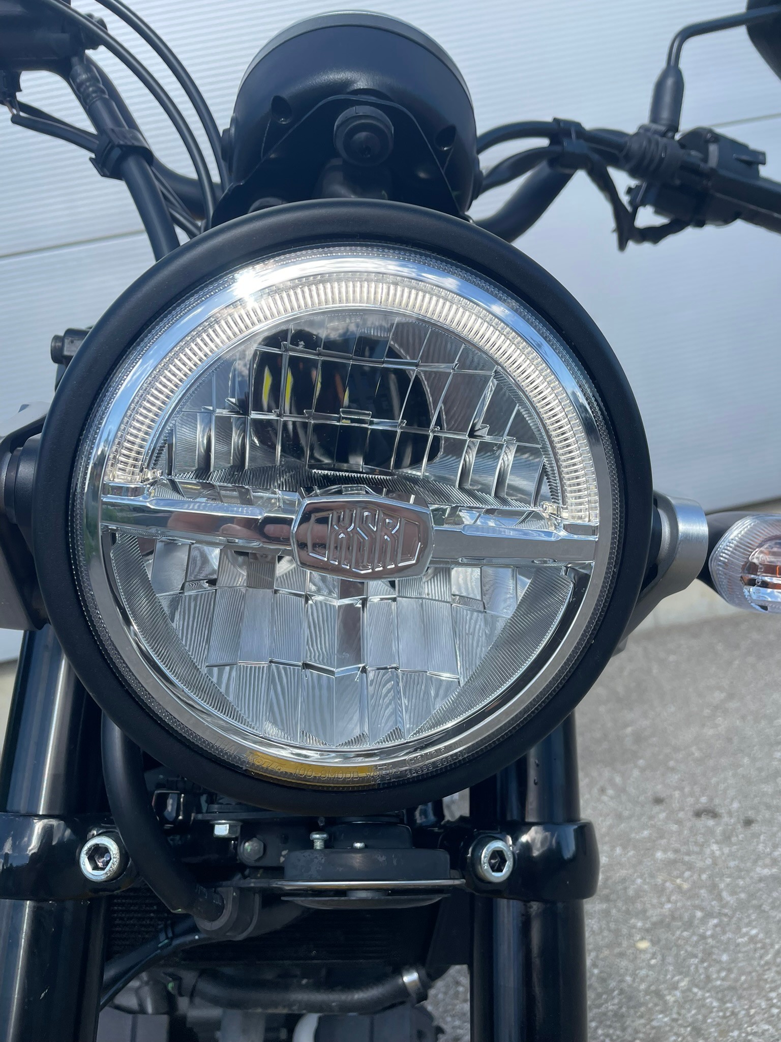 YAMAHA XSR 125-image-5