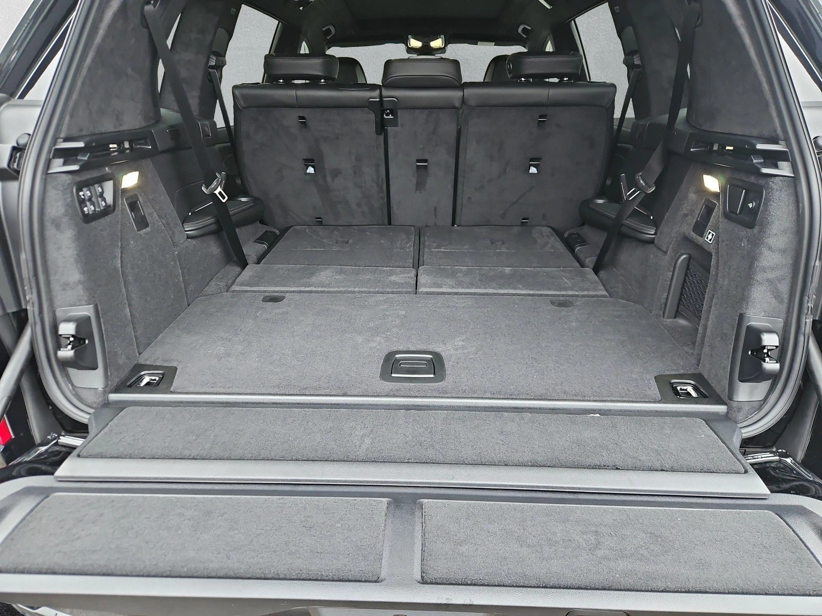 BMW X7 xDrive 48V 40d M Sport Pro Steptronic-image-9