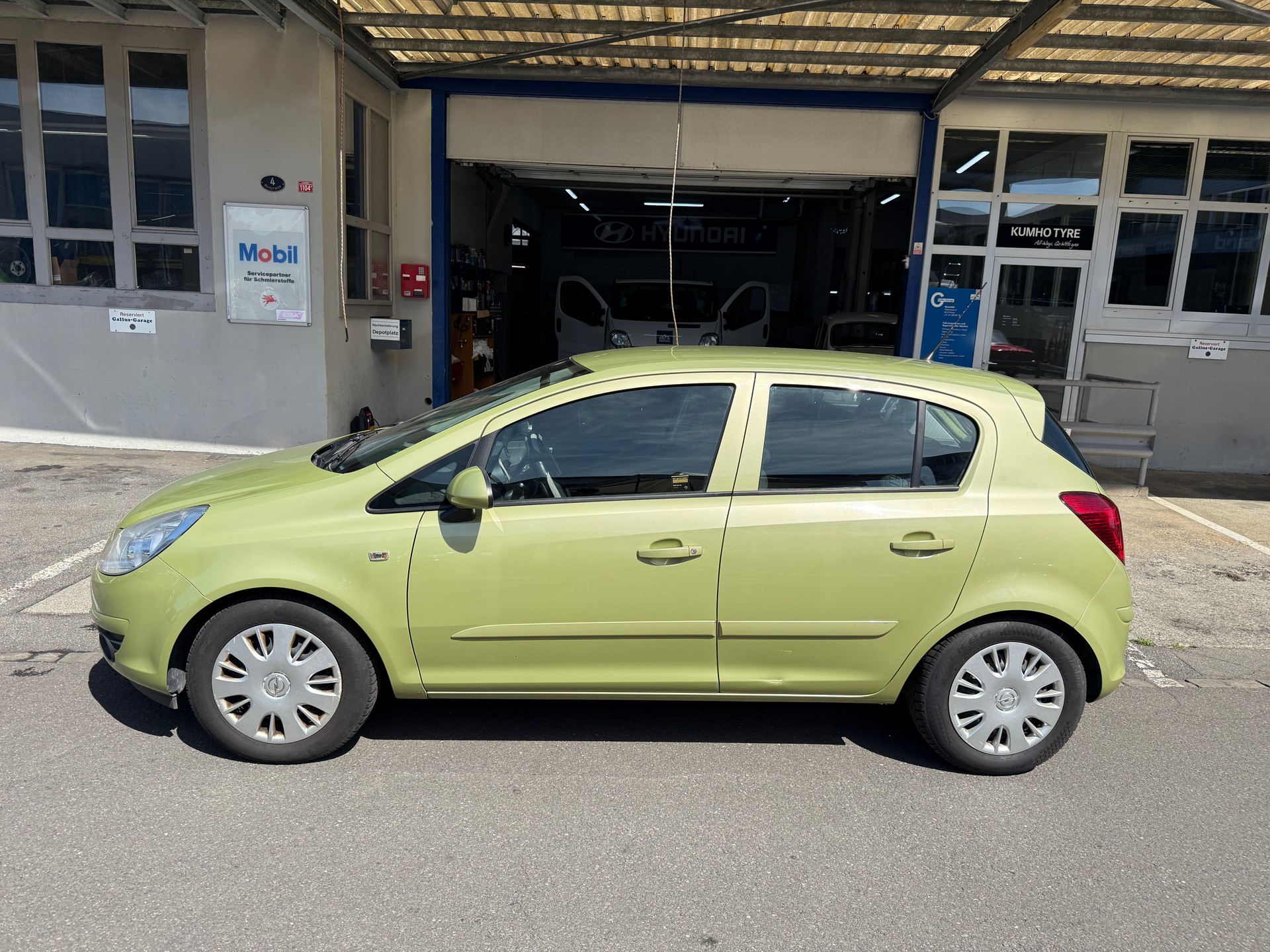 OPEL Corsa 1.4 TP Enjoy-image-1