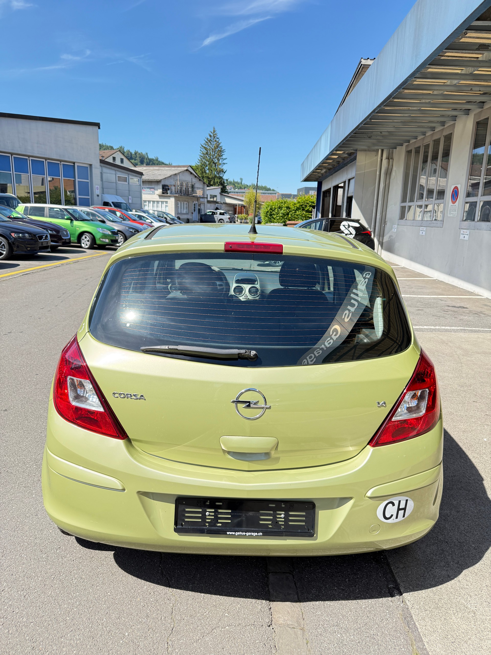 OPEL Corsa 1.4 TP Enjoy-image-2