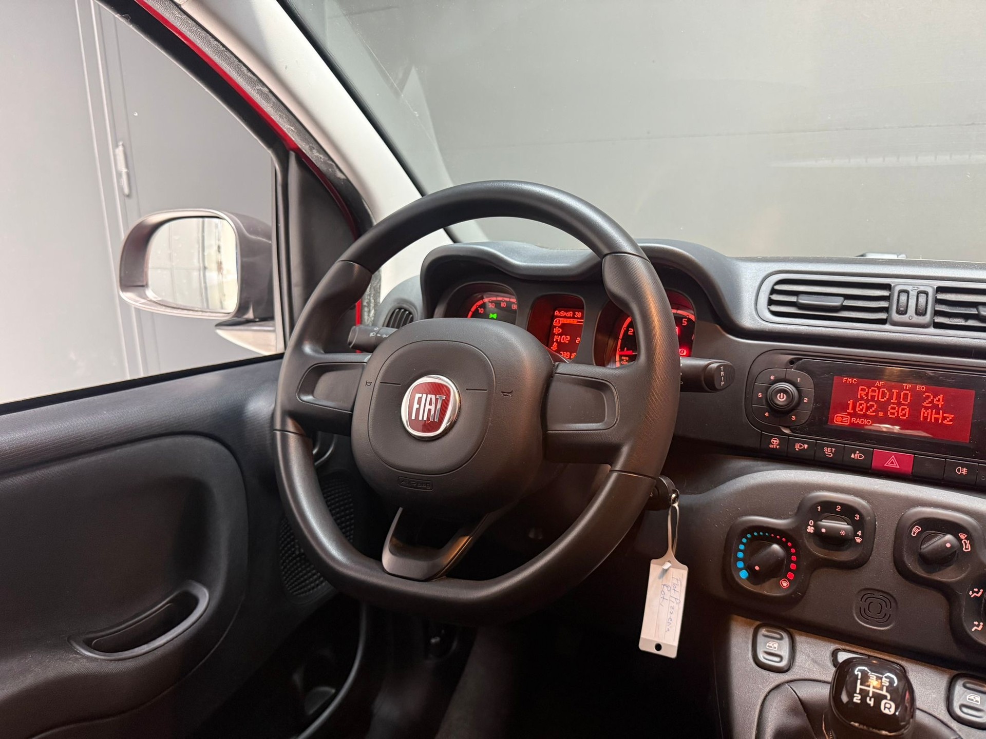 FIAT Panda 1.2 Lounge mit Pizzaofen integriert-image-3