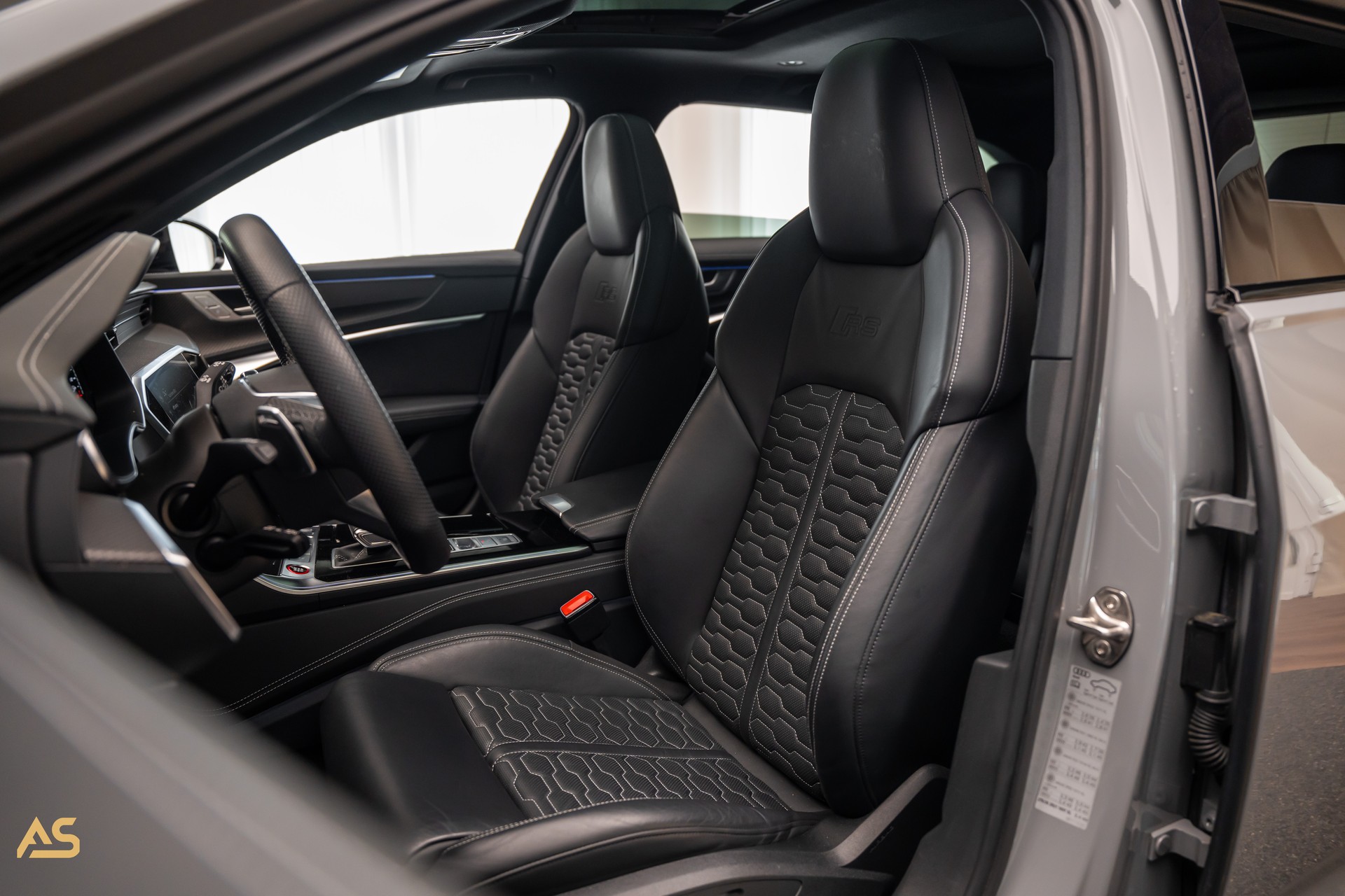 AUDI RS6 Avant 4.0 TFSI V8 Quattro *NARDO* KERAMIK | PANO | HEAD-UP | SOFT-CLOSE | WERKSGARANTIE | 305 km/h-image-11