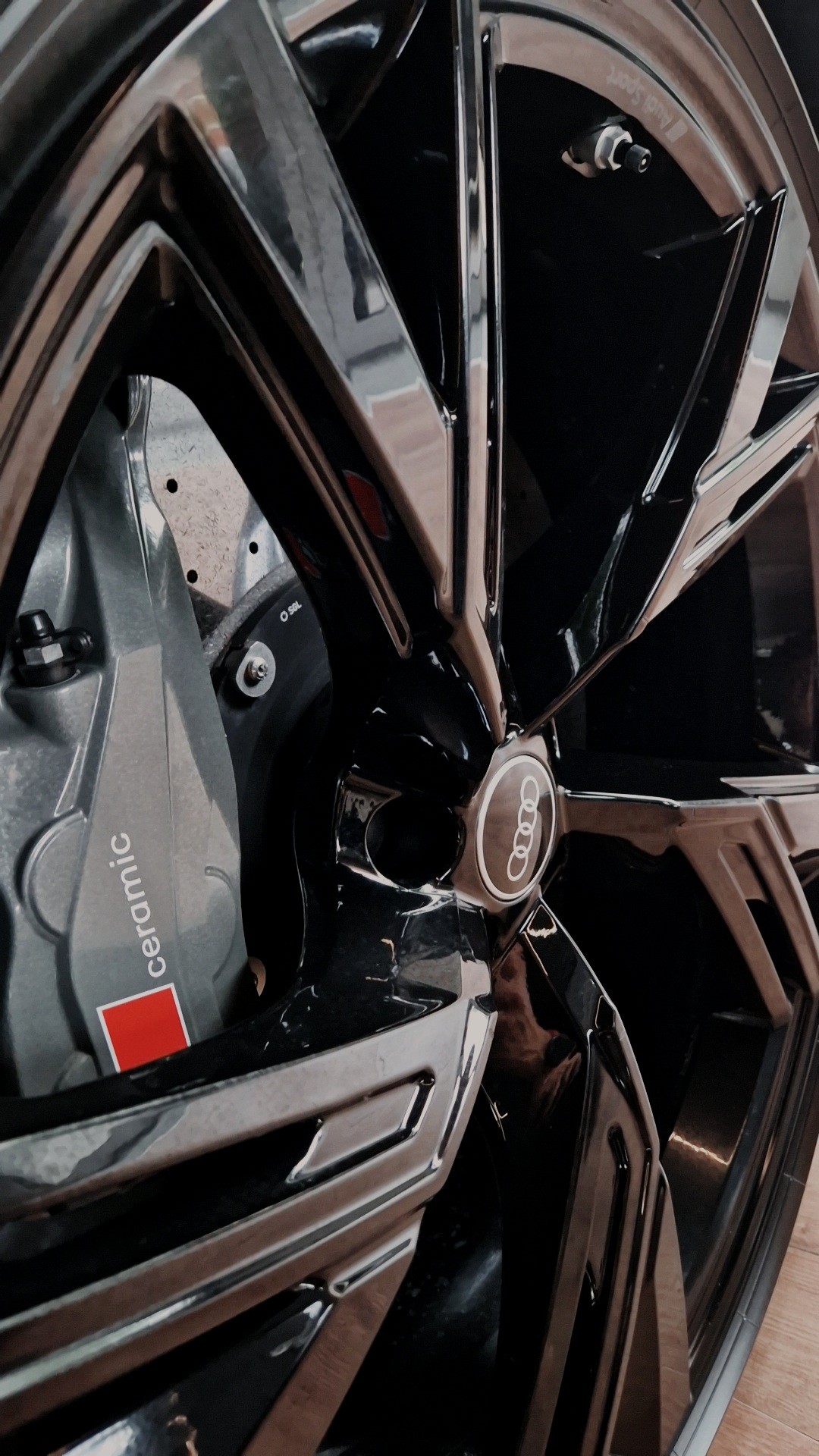 AUDI RS6 Avant 4.0 TFSI V8 Quattro *NARDO* KERAMIK | PANO | HEAD-UP | SOFT-CLOSE | WERKSGARANTIE | 305 km/h