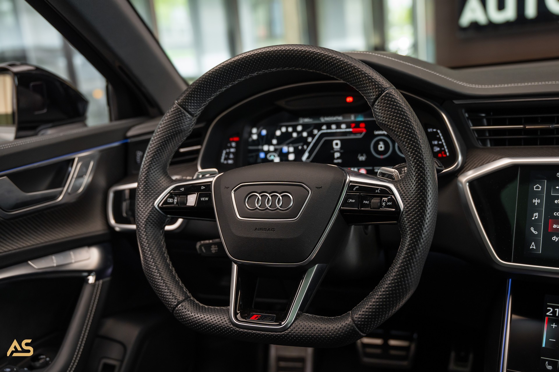 AUDI RS6 Avant 4.0 TFSI V8 Quattro *NARDO* KERAMIK | PANO | HEAD-UP | SOFT-CLOSE | WERKSGARANTIE | 305 km/h-image-15