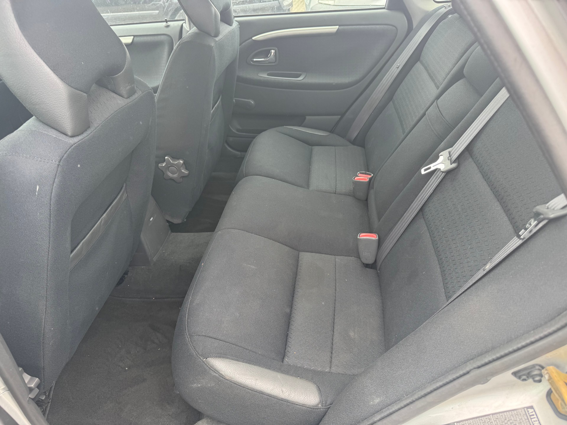 VOLVO S40 1.8-image-9