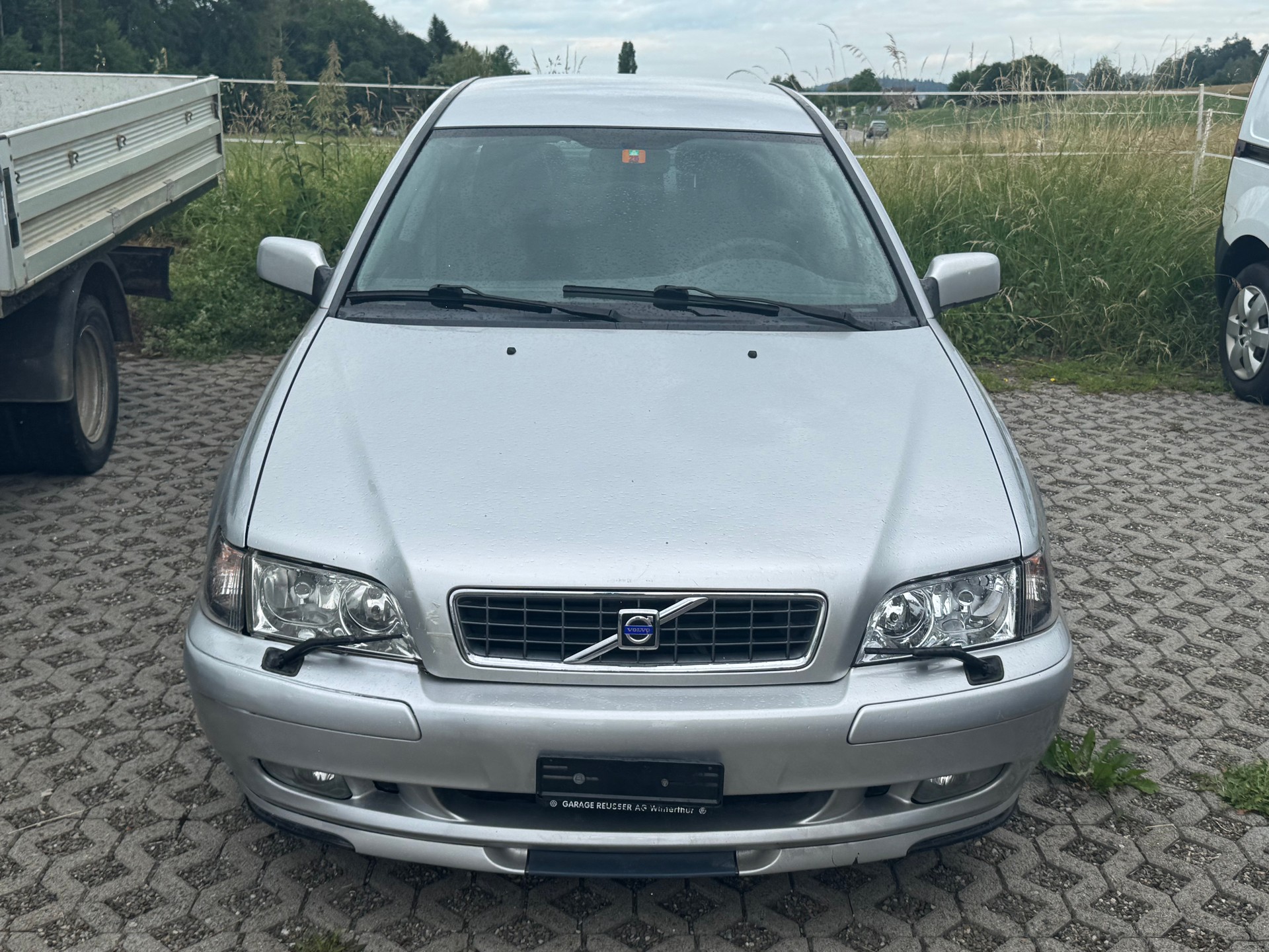 VOLVO S40 1.8-image-1
