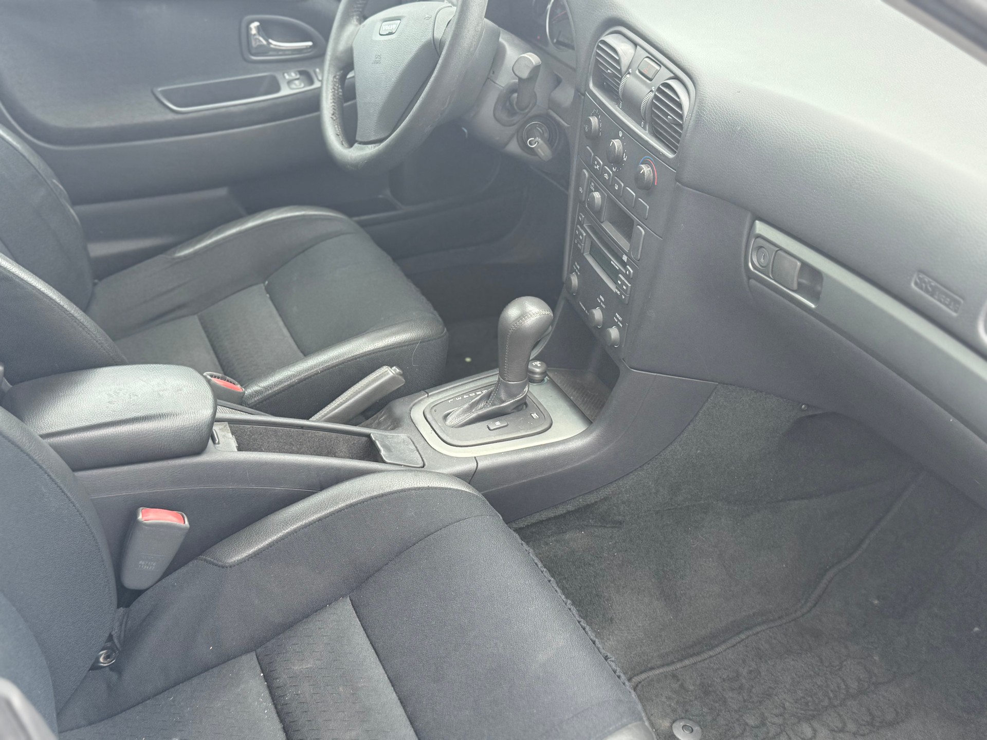 VOLVO S40 1.8-image-6