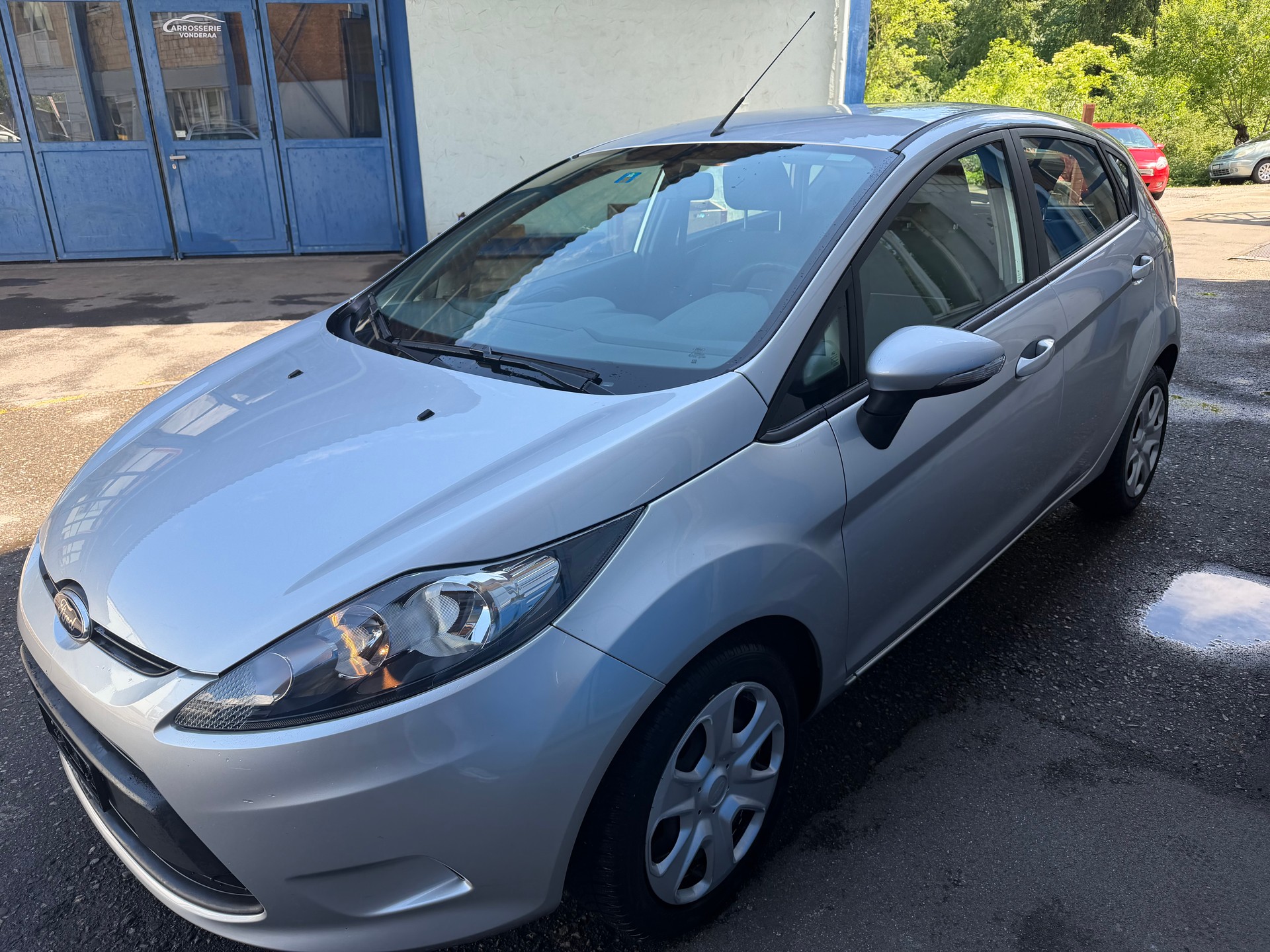 FORD Fiesta 1.4 16V Titanium Automatic