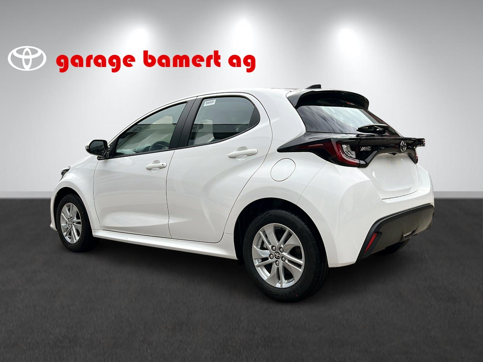 TOYOTA Yaris 1.5 VVT-i HSD Comfort-showroom-element-3