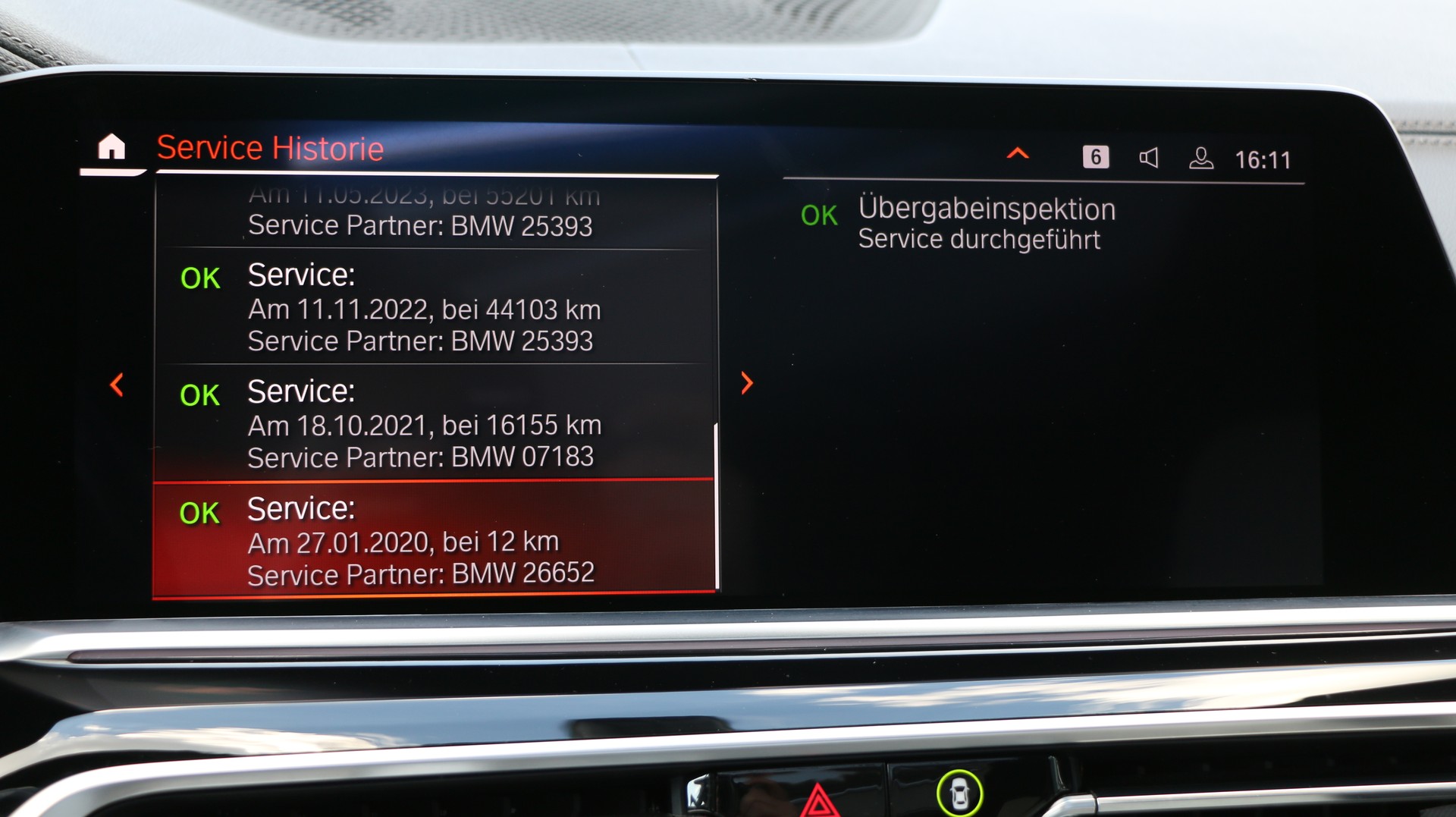 BMW X5 xDrive M50i-image-17