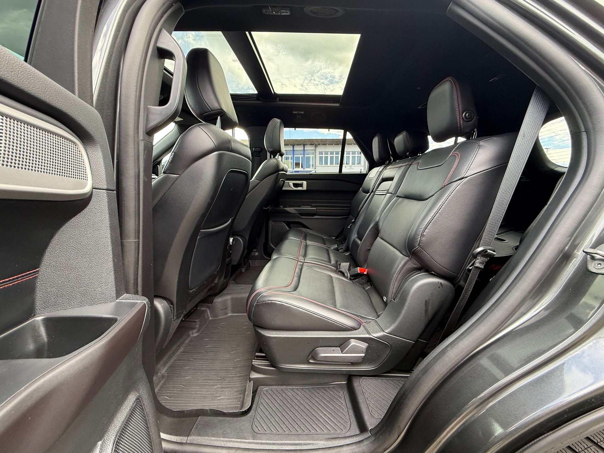 FORD Explorer 3.0 EcoB. Plug-in-Hybrid ST-Line 4WD Aut. ***7-SITZE***-image-16