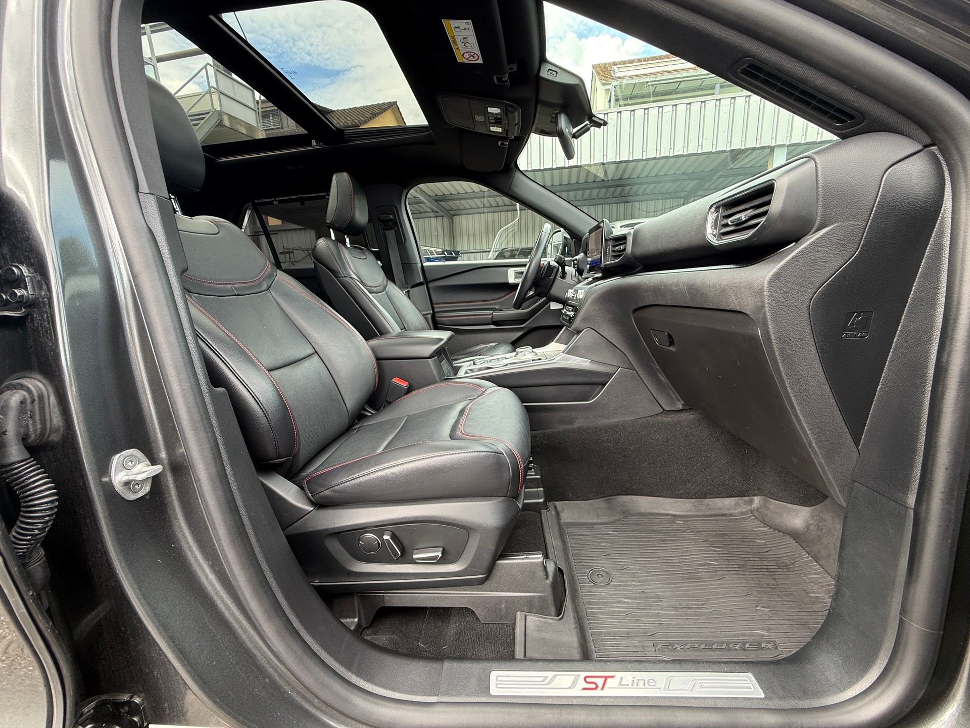FORD Explorer 3.0 EcoB. Plug-in-Hybrid ST-Line 4WD Aut. ***7-SITZE***-image-17