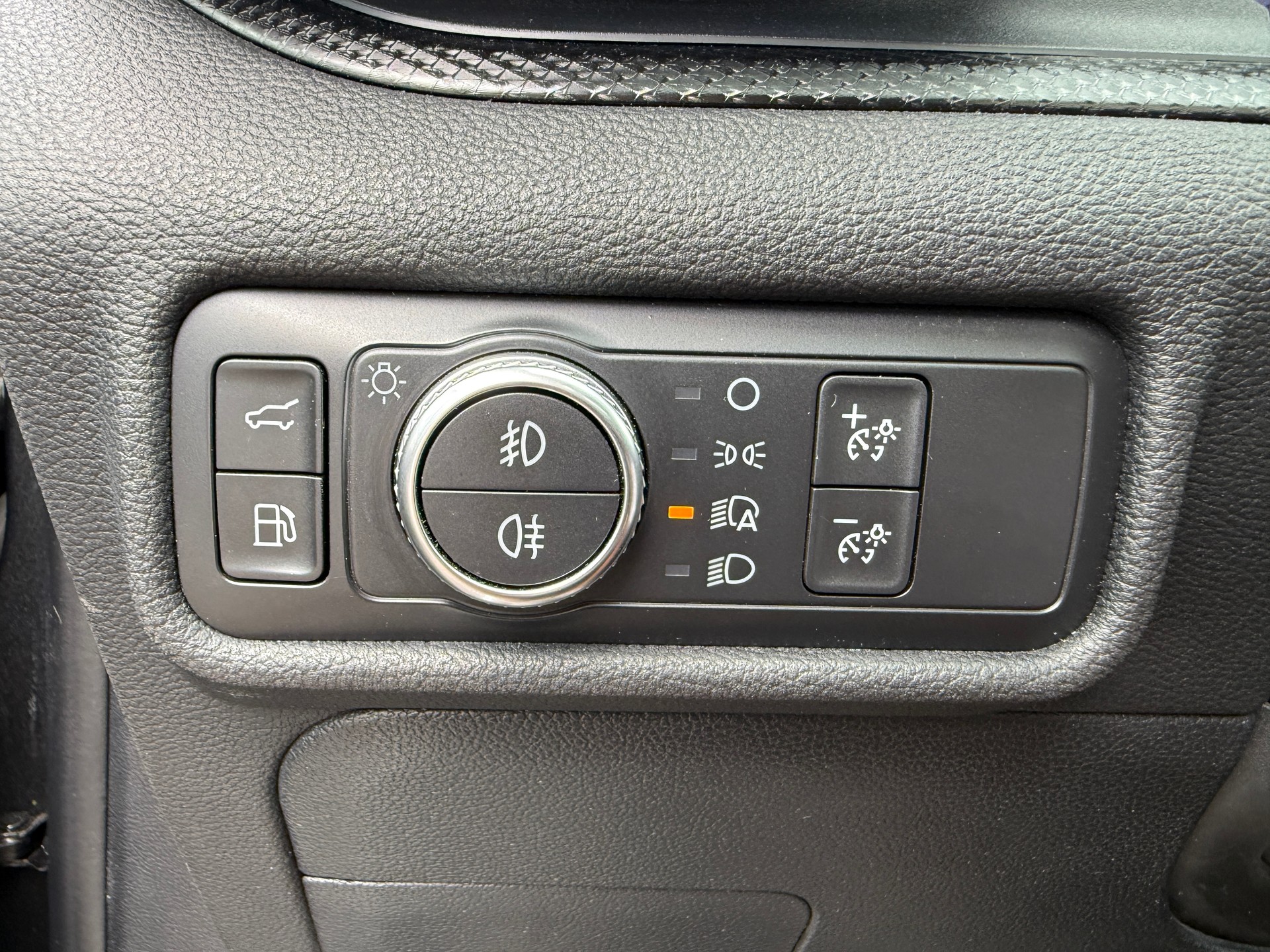 FORD Explorer 3.0 EcoB. Plug-in-Hybrid ST-Line 4WD Aut. ***7-SITZE***-image-22