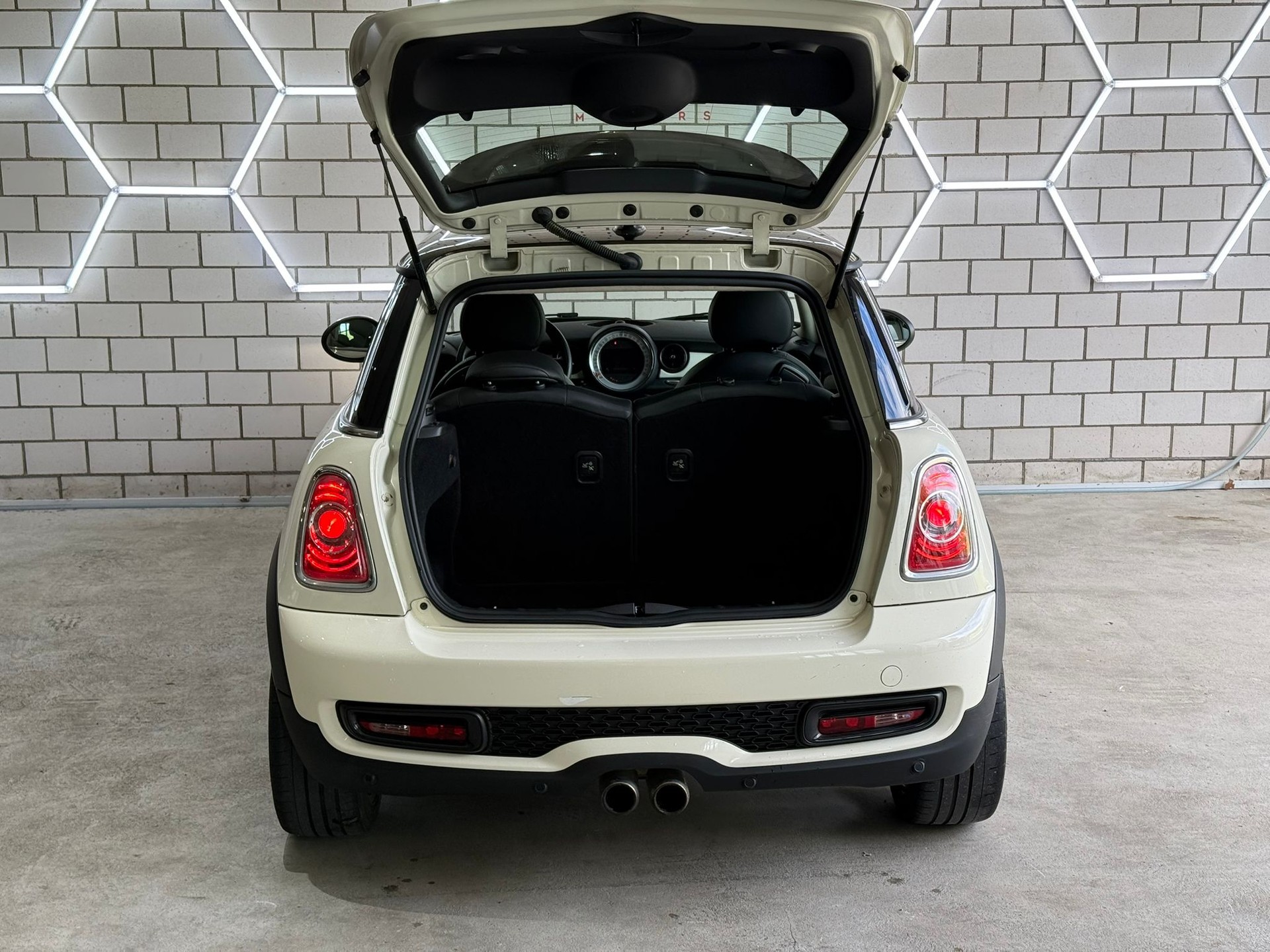 MINI Cooper S-image-13