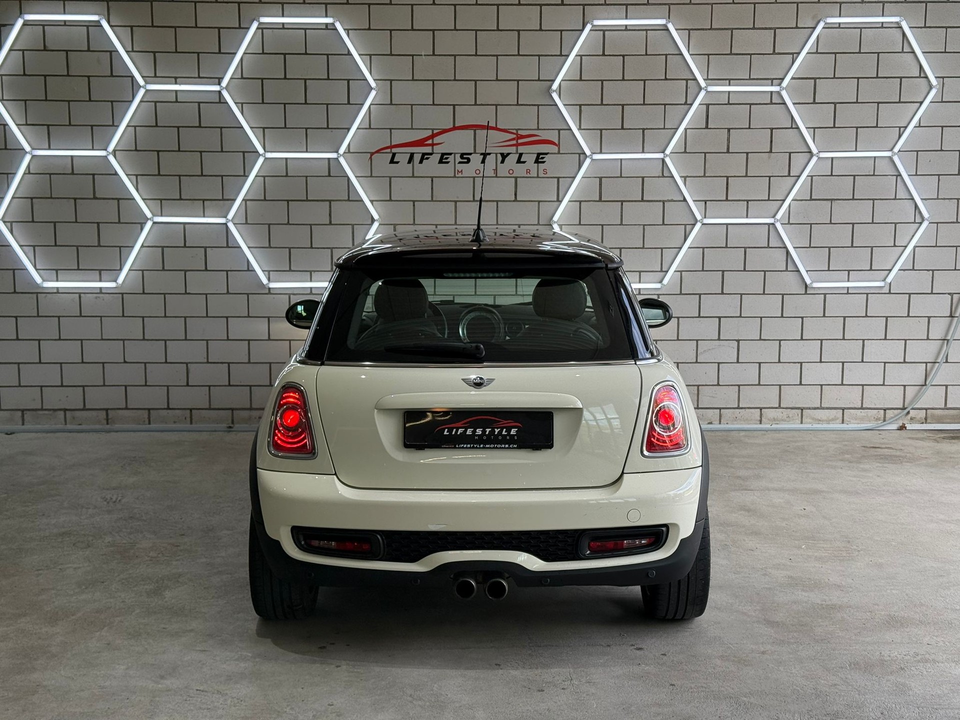 MINI Cooper S-image-3