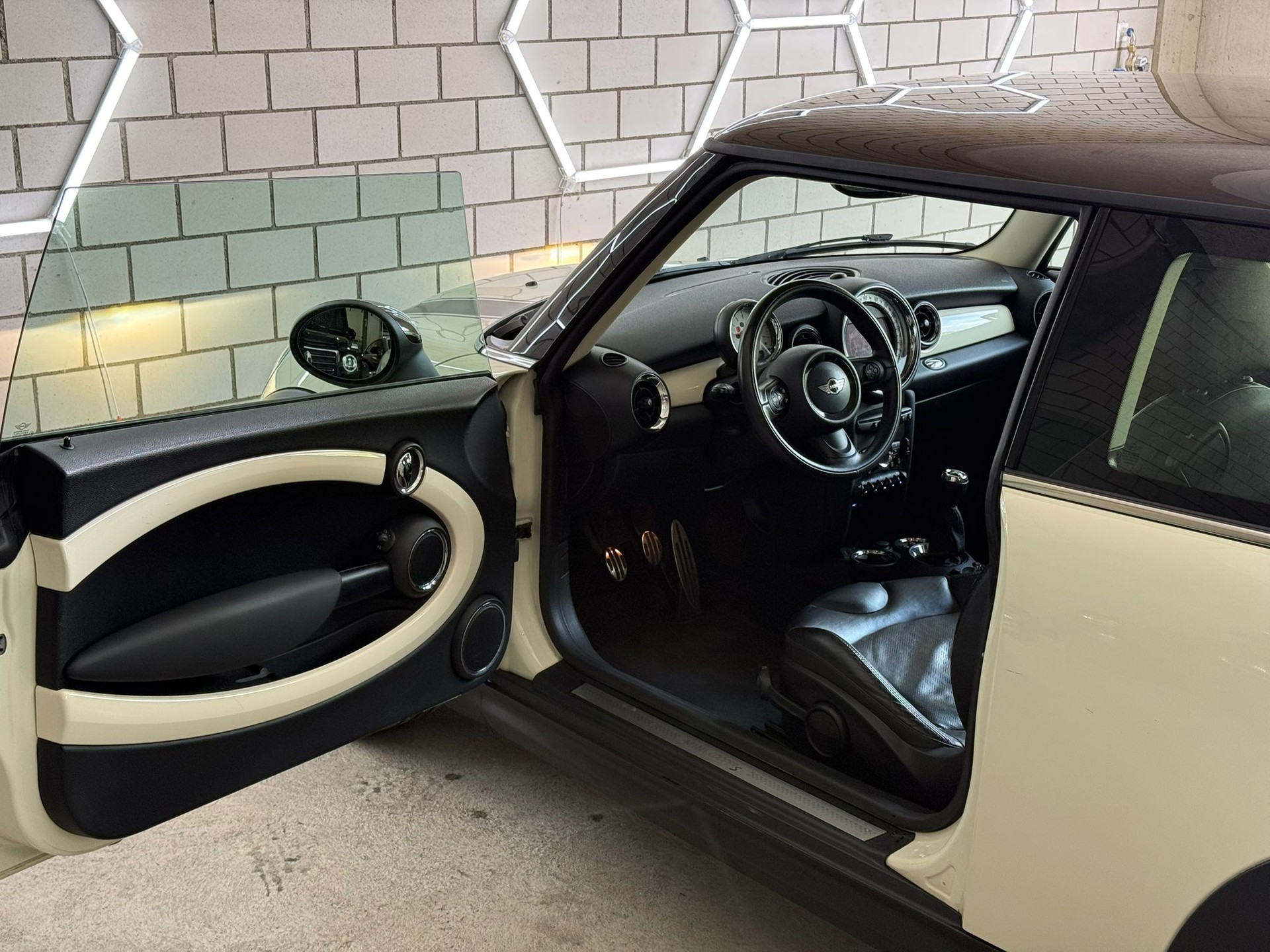 MINI Cooper S-image-4