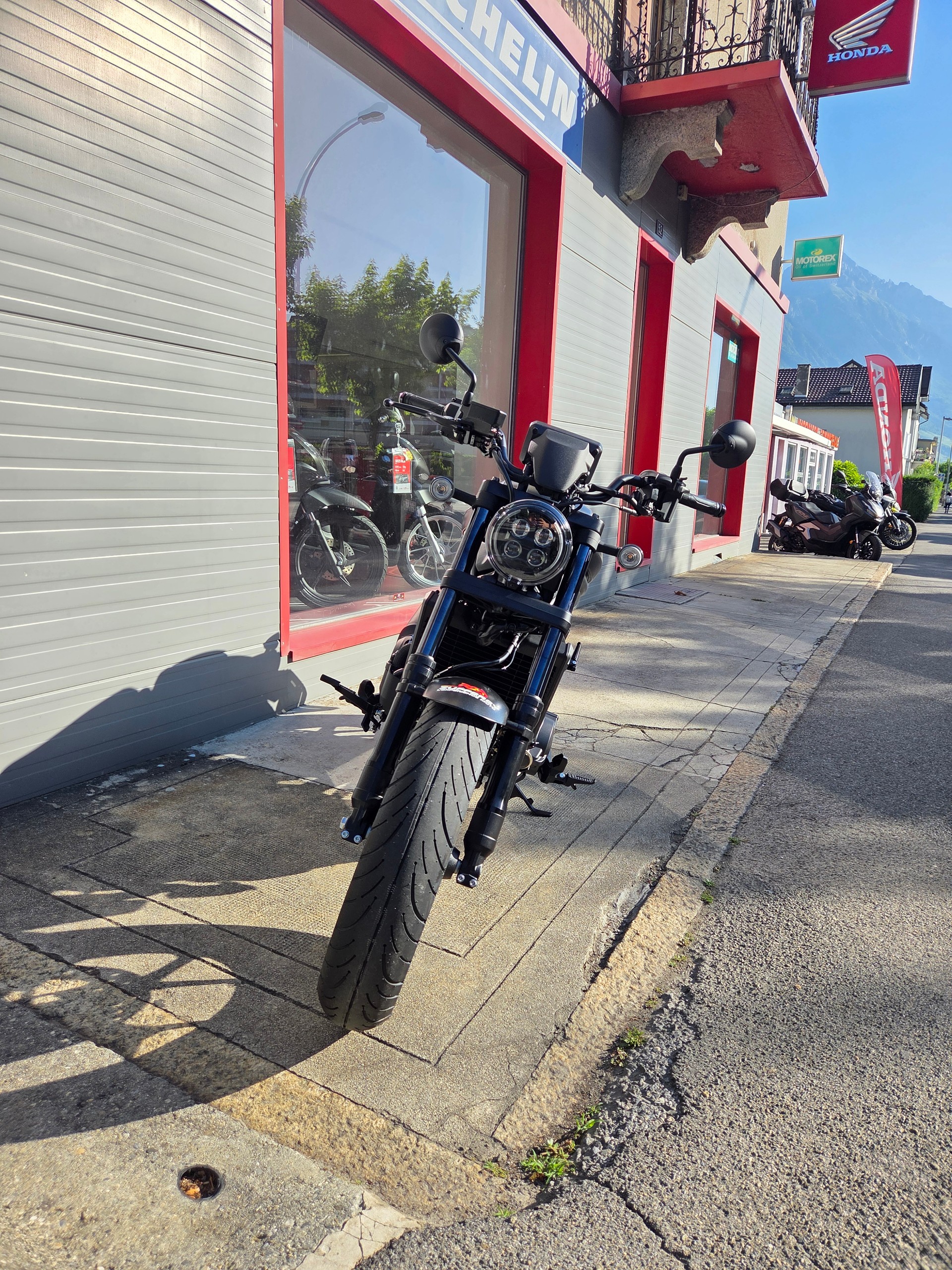 HONDA CMX 1100 Rebel DCT-image-1