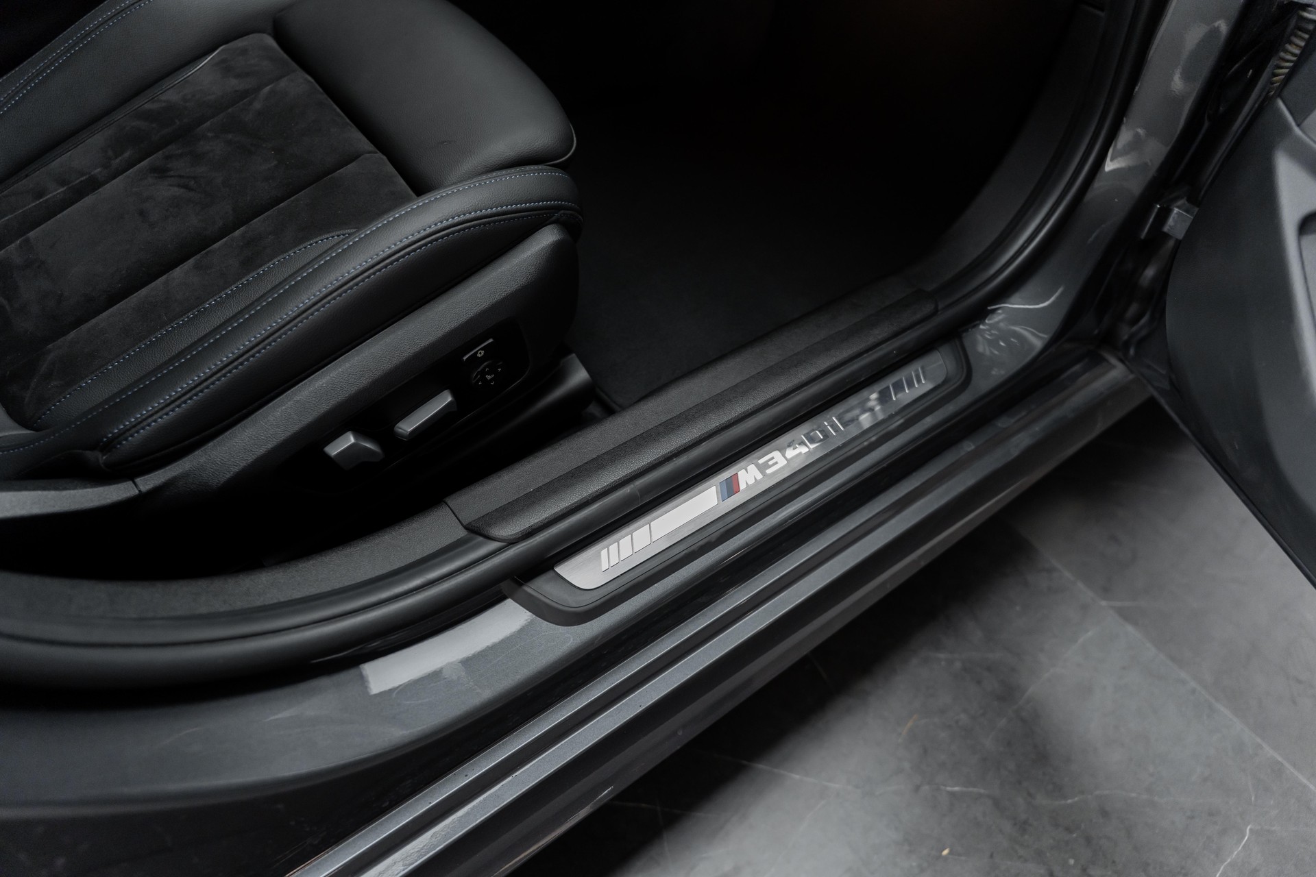 BMW M340i xDriveTouring Steptronic M Sport-image-22